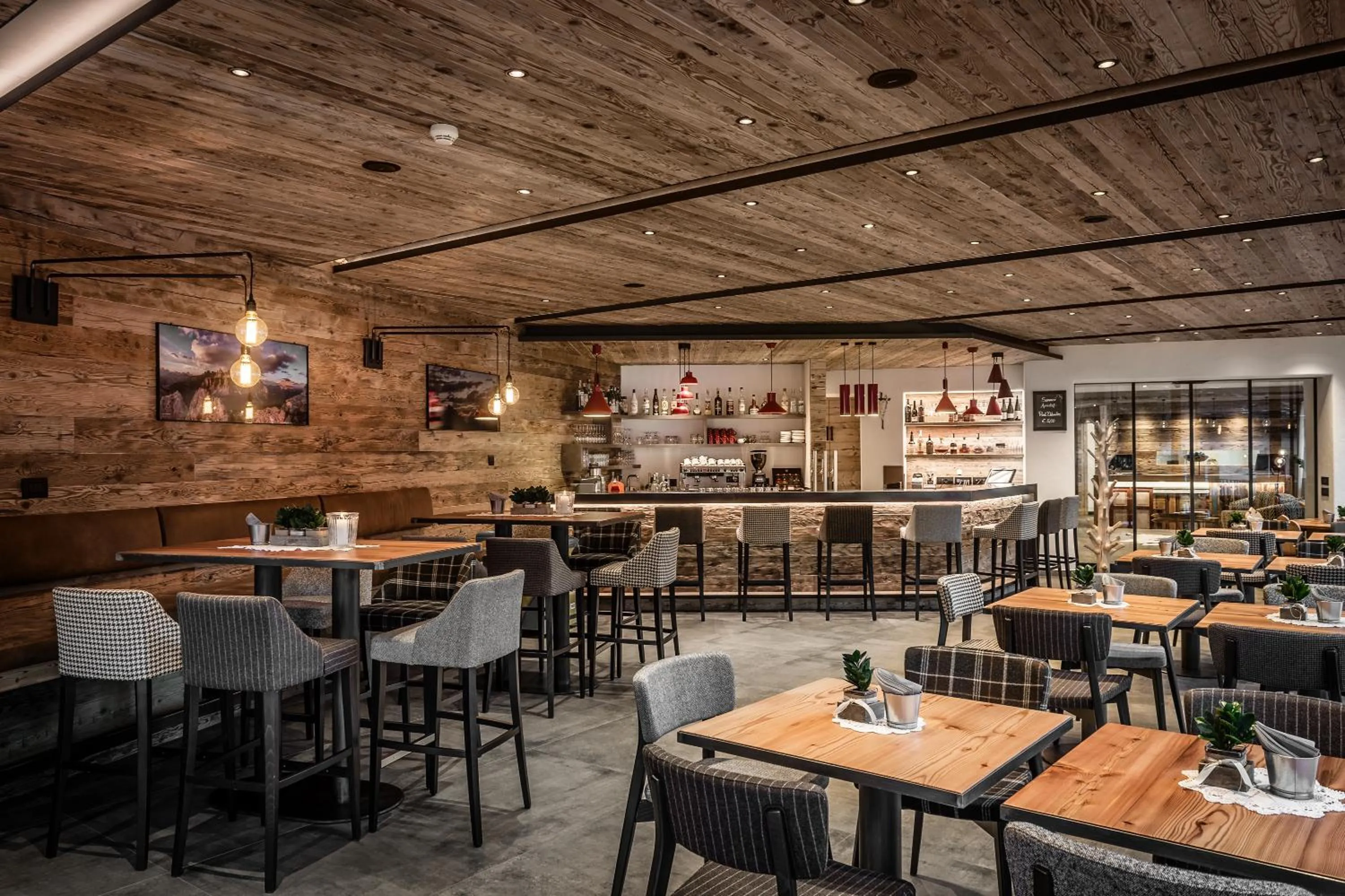 Restaurant/places to eat in Hotel Gran Ciasa