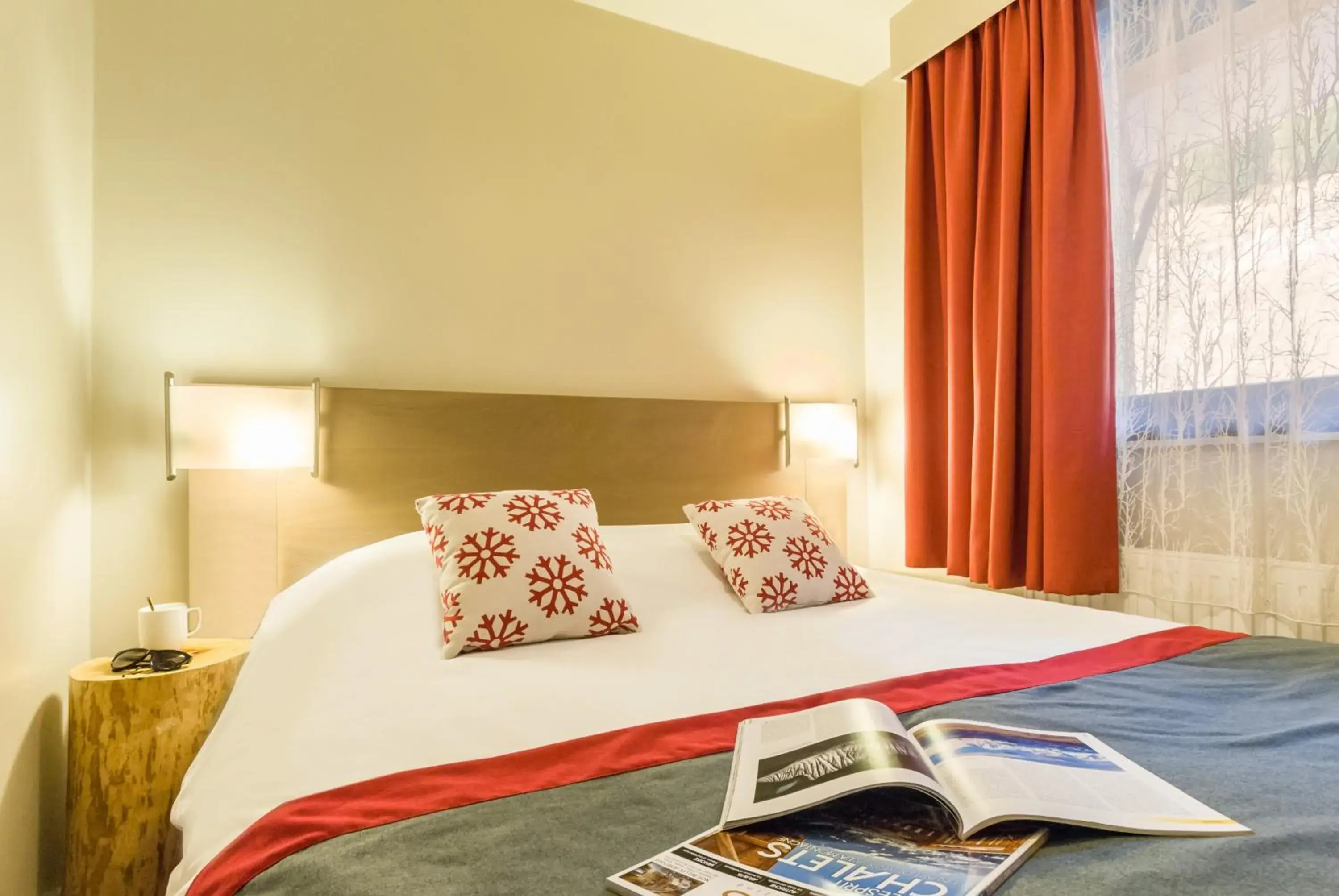 Two-Bedroom Apartment with Balcony (6 People) in Résidence Pierre & Vacances Atria-Crozats Two-Bedroom Apartment with Balcony (6 People) in Résidence Pierre & Vacances Atria-Crozats