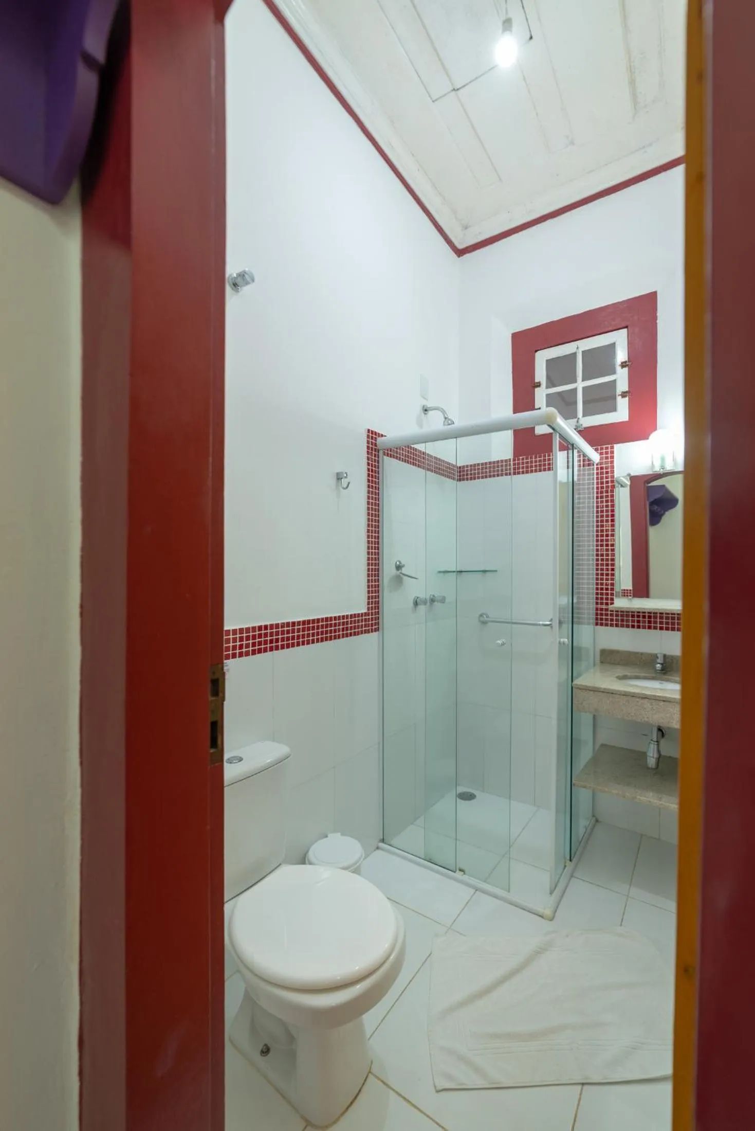 Shower in Pousada Chácara Das Acácias