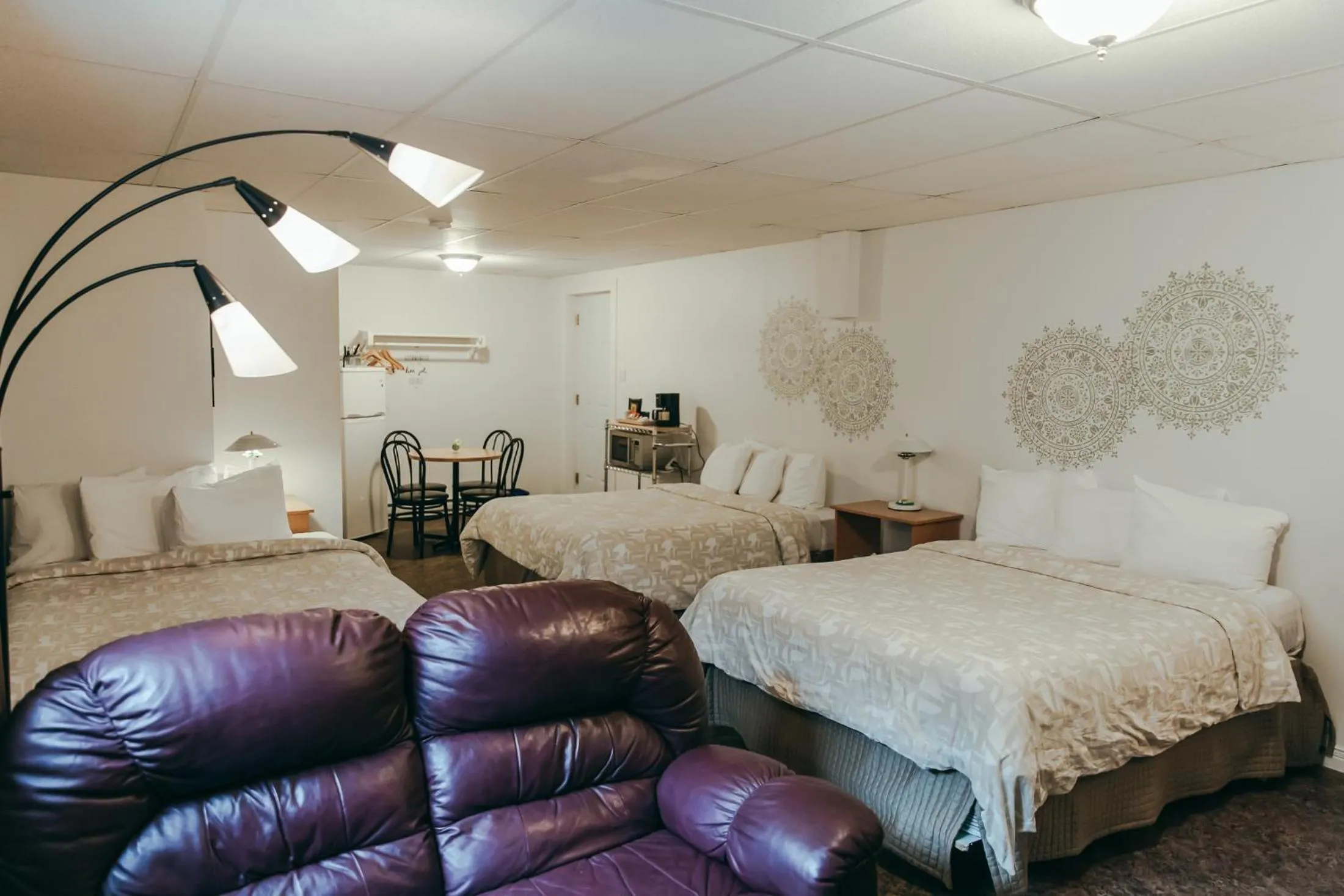 Bed in Motel Des Cascades