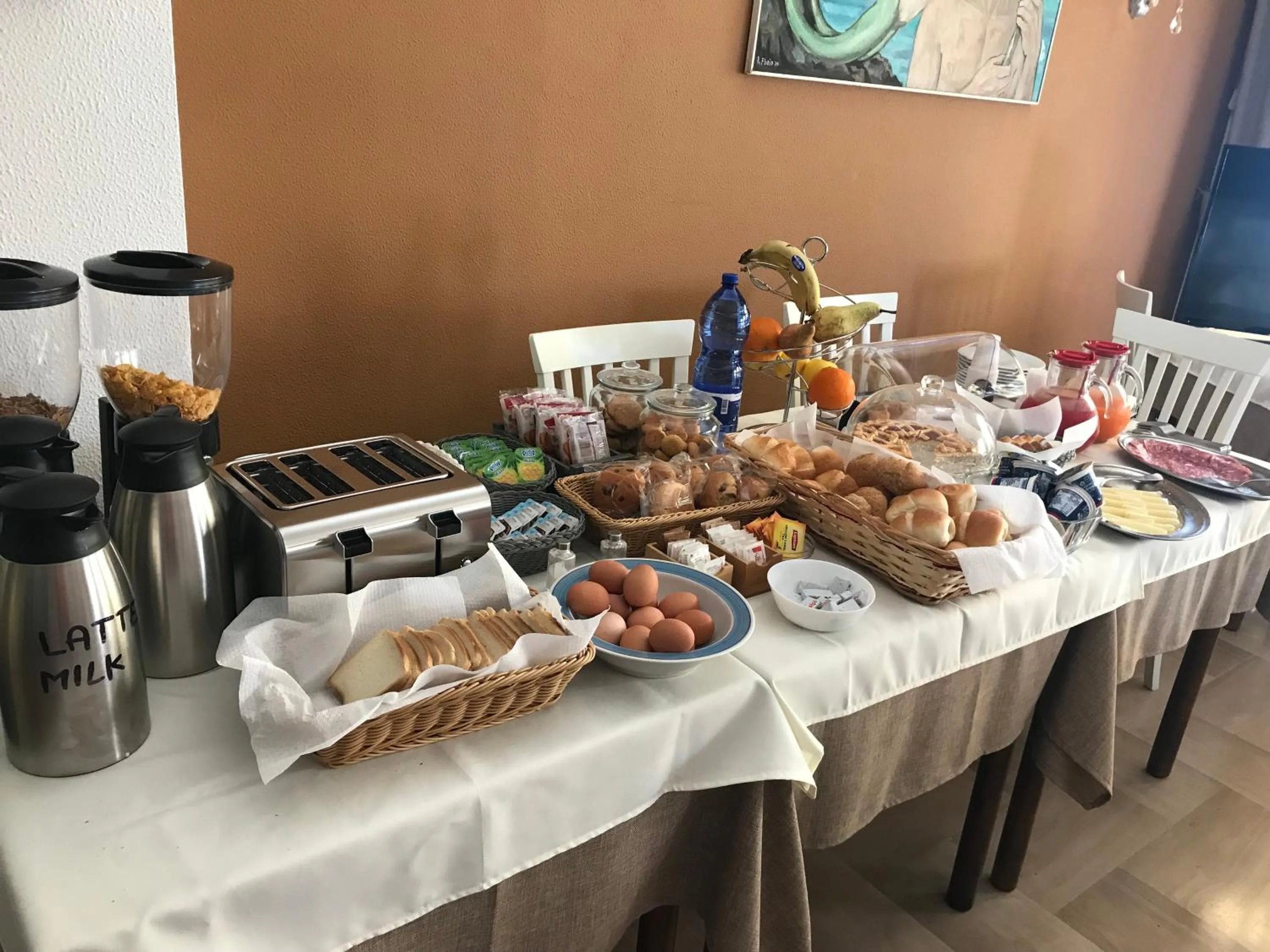 Breakfast in Hotel La Sirenetta