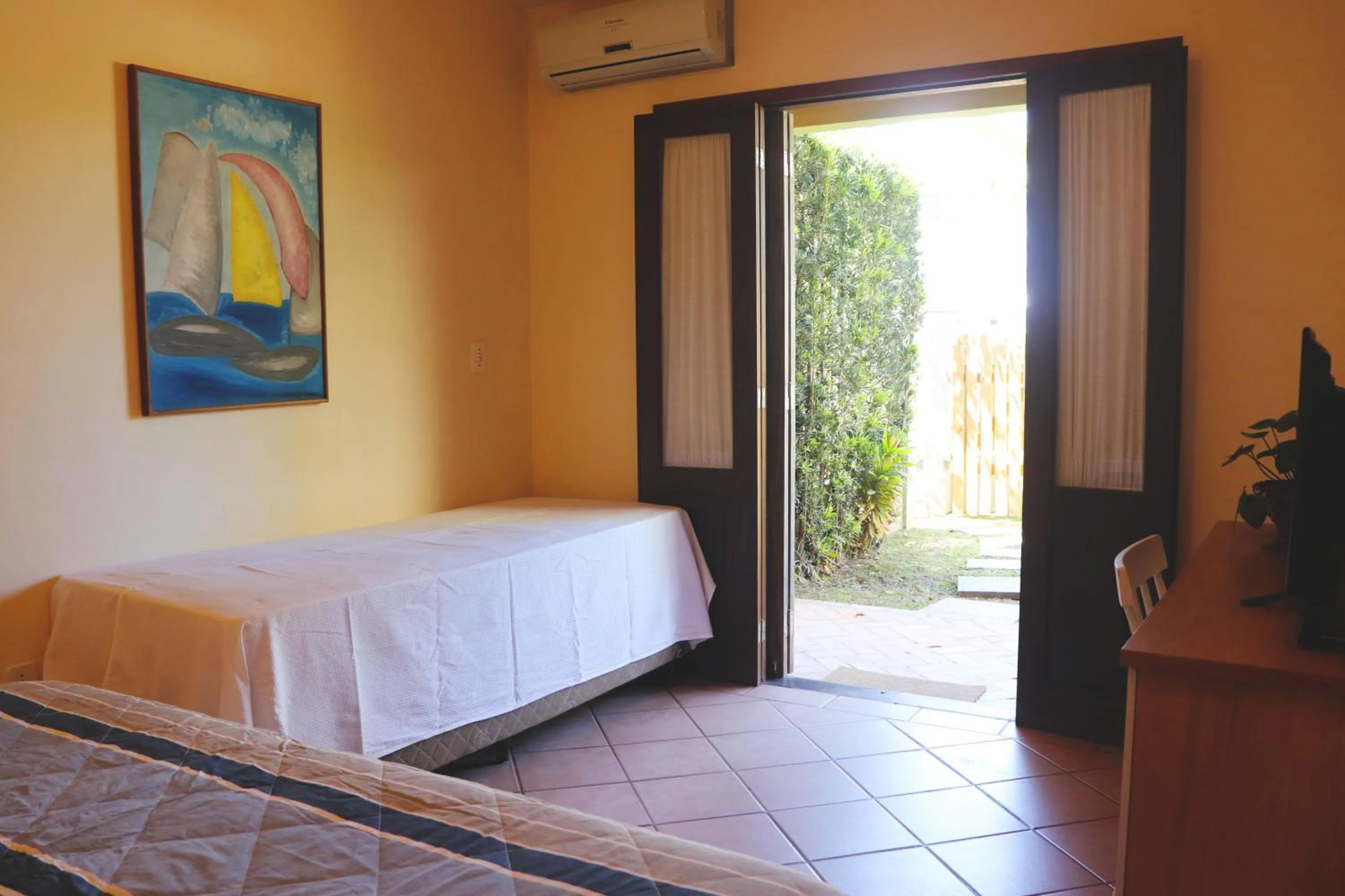 Bedroom, Bed in Pousada Do Capitão