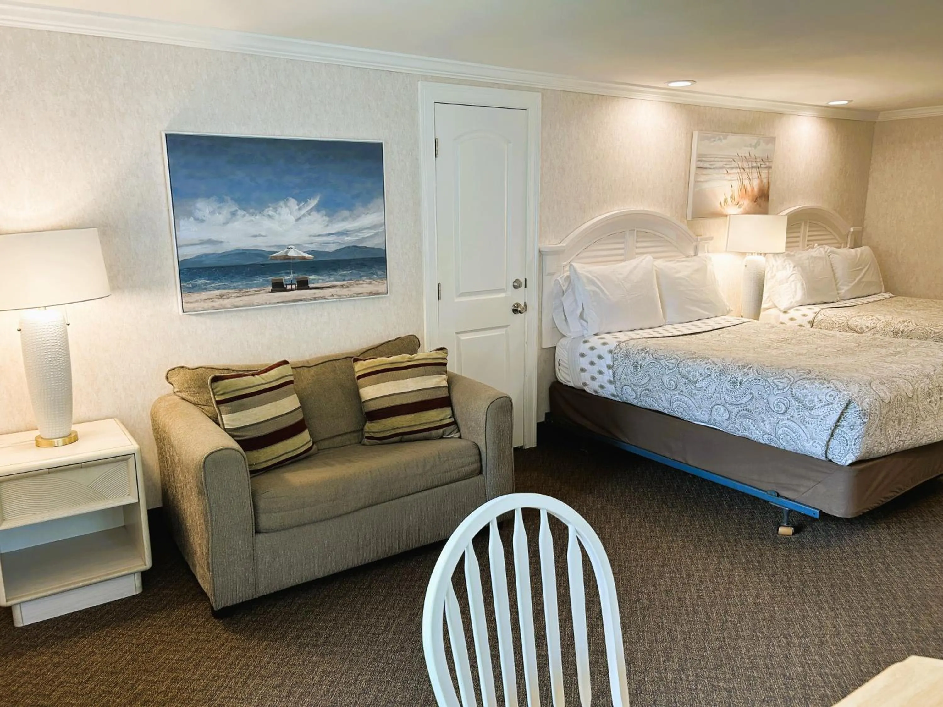 Bedroom, Bed in Falmouth Heights Motor Lodge