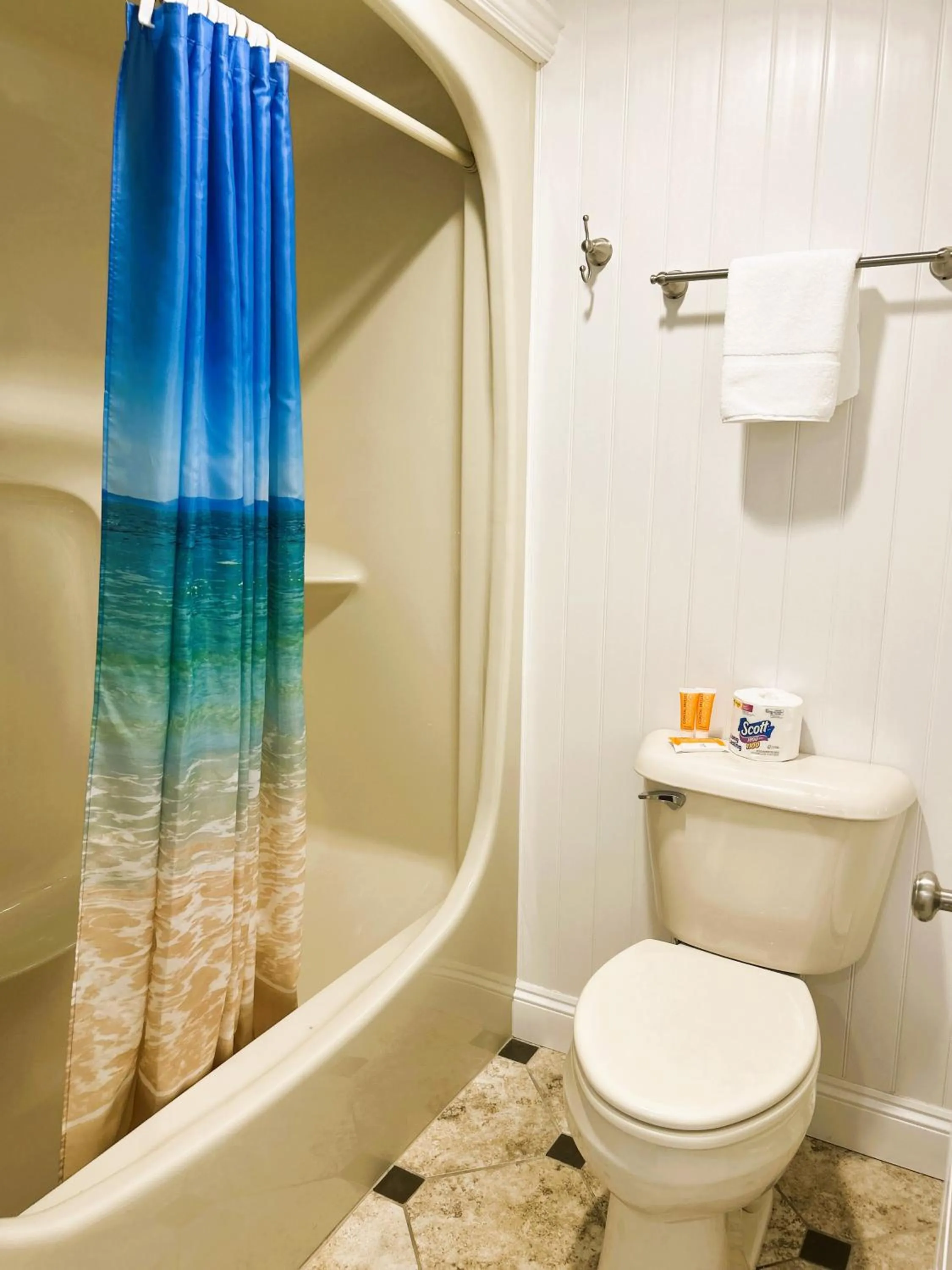 Bathroom in Falmouth Heights Motor Lodge