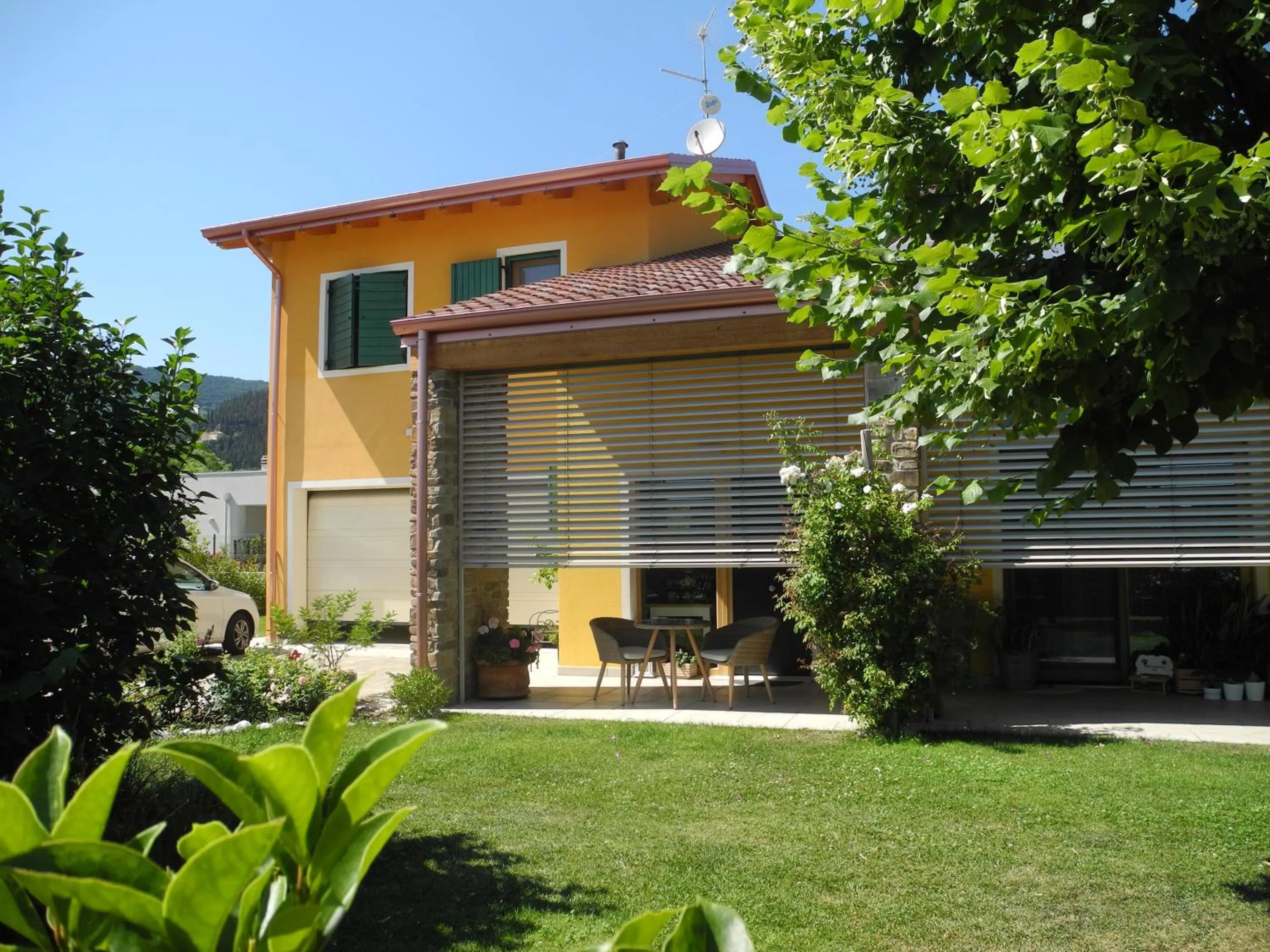 Property building in B&B Mimosa e Lillà