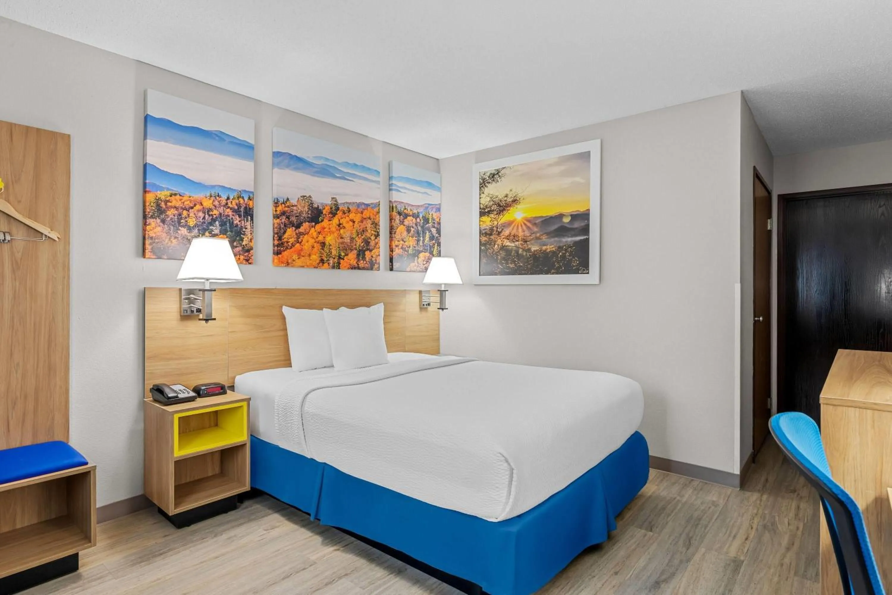 Bed in Days Inn by Wyndham Brunswick Bath Area