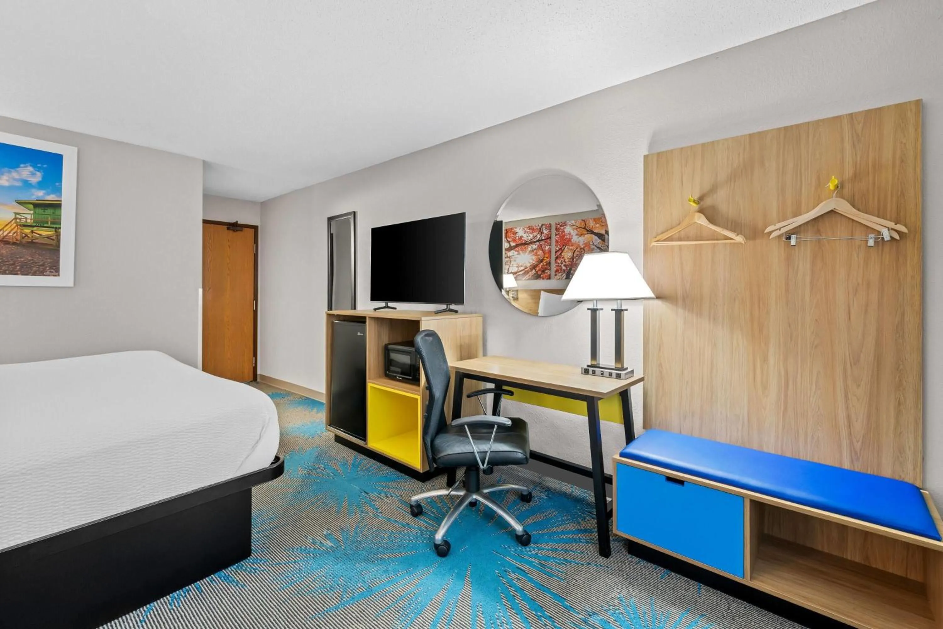 Bed in Days Inn by Wyndham Brunswick Bath Area