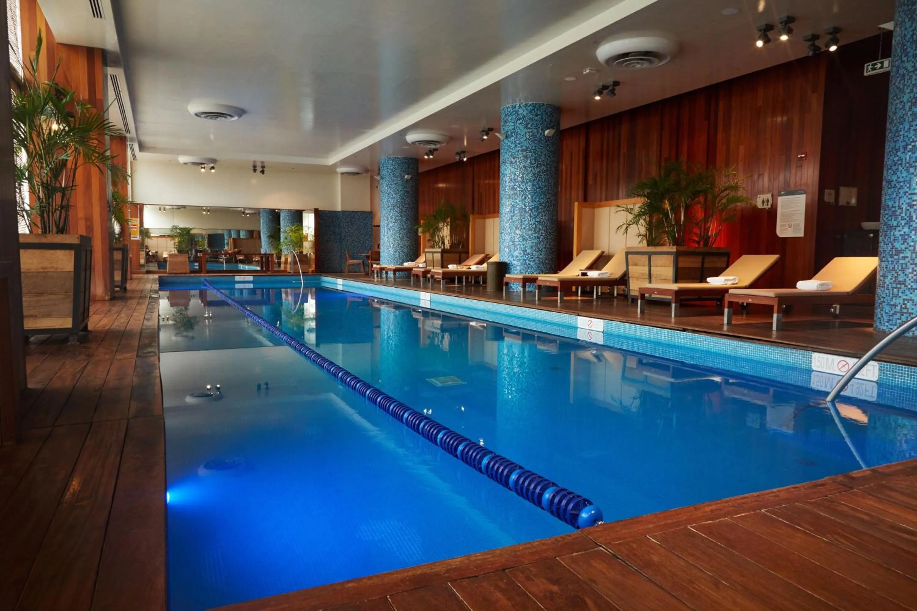 Swimming pool in The Westin Lima Hotel & Convention Center
