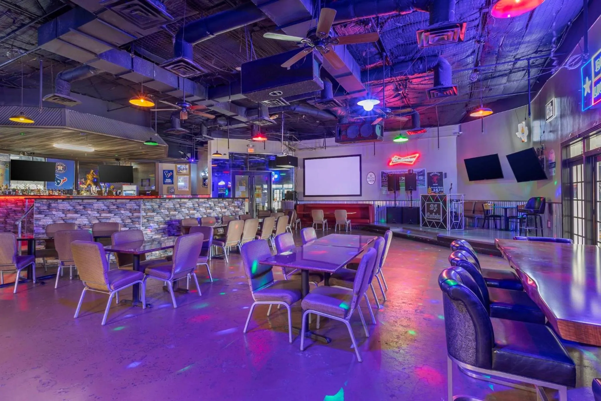 Lounge or bar in Red Roof Inn La Marque