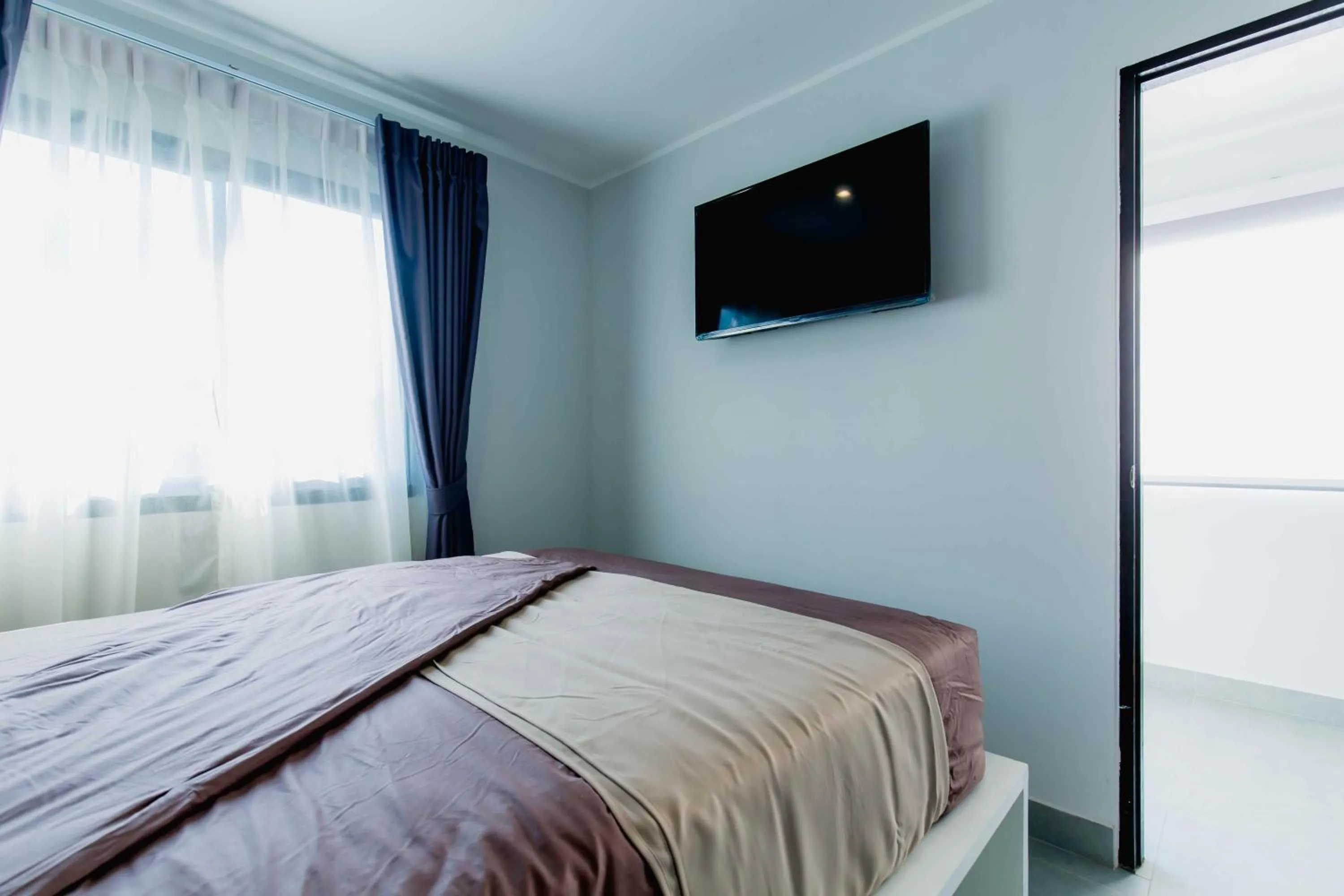 TV and multimedia in NOON Village Tower 1