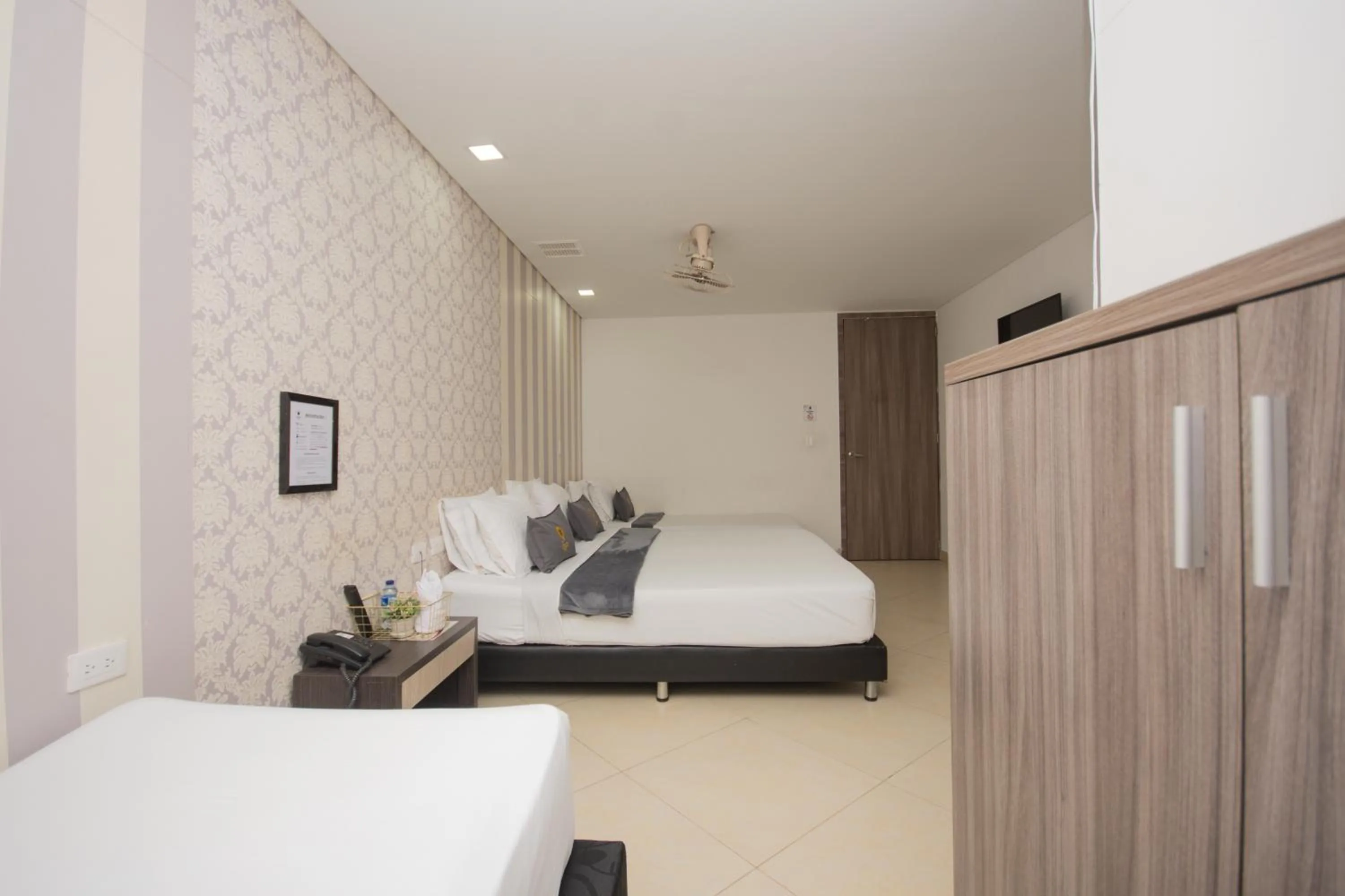 Bedroom, Bed in Hotel Perlatto