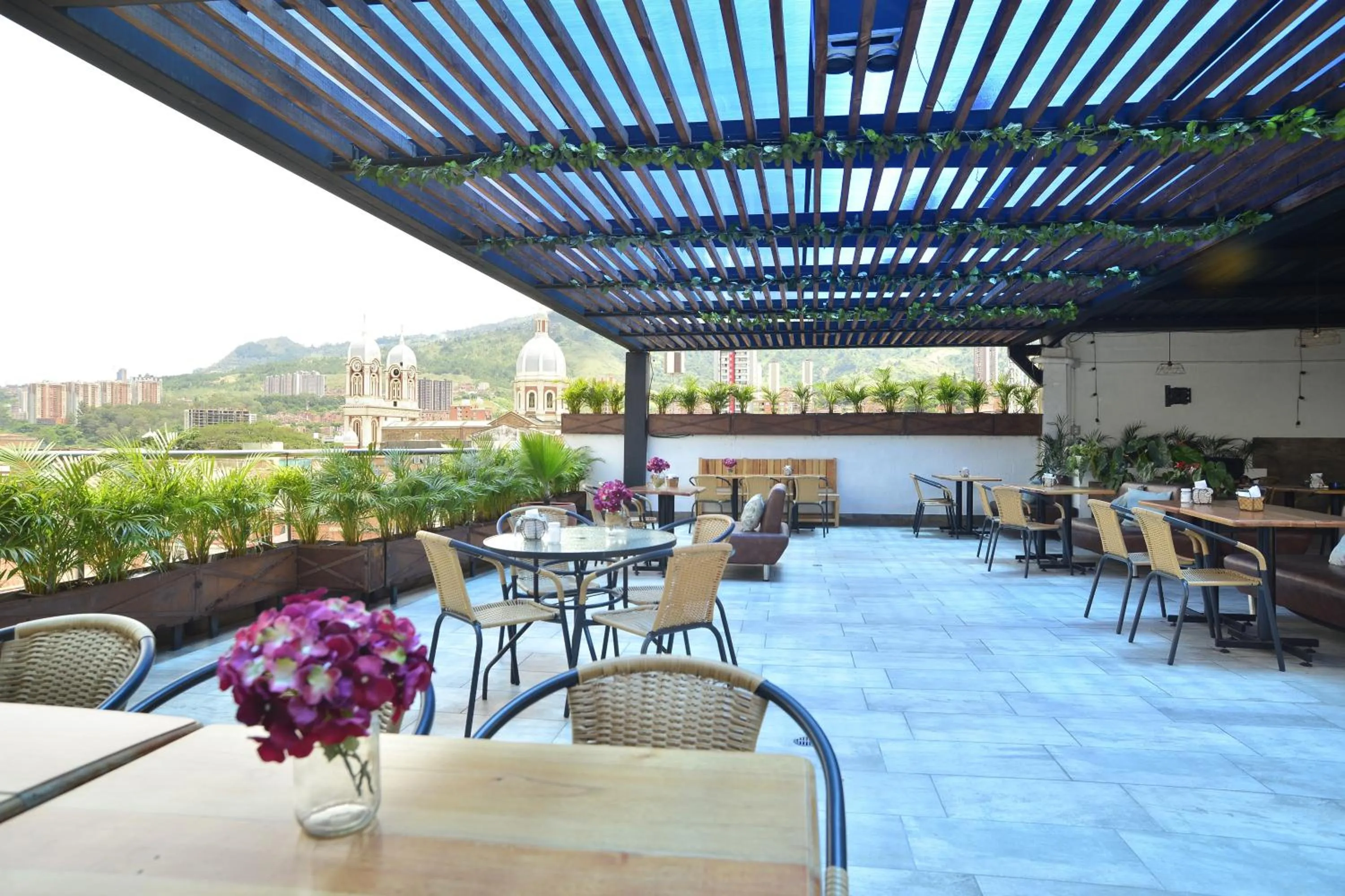 Restaurant/places to eat in Hotel Perlatto