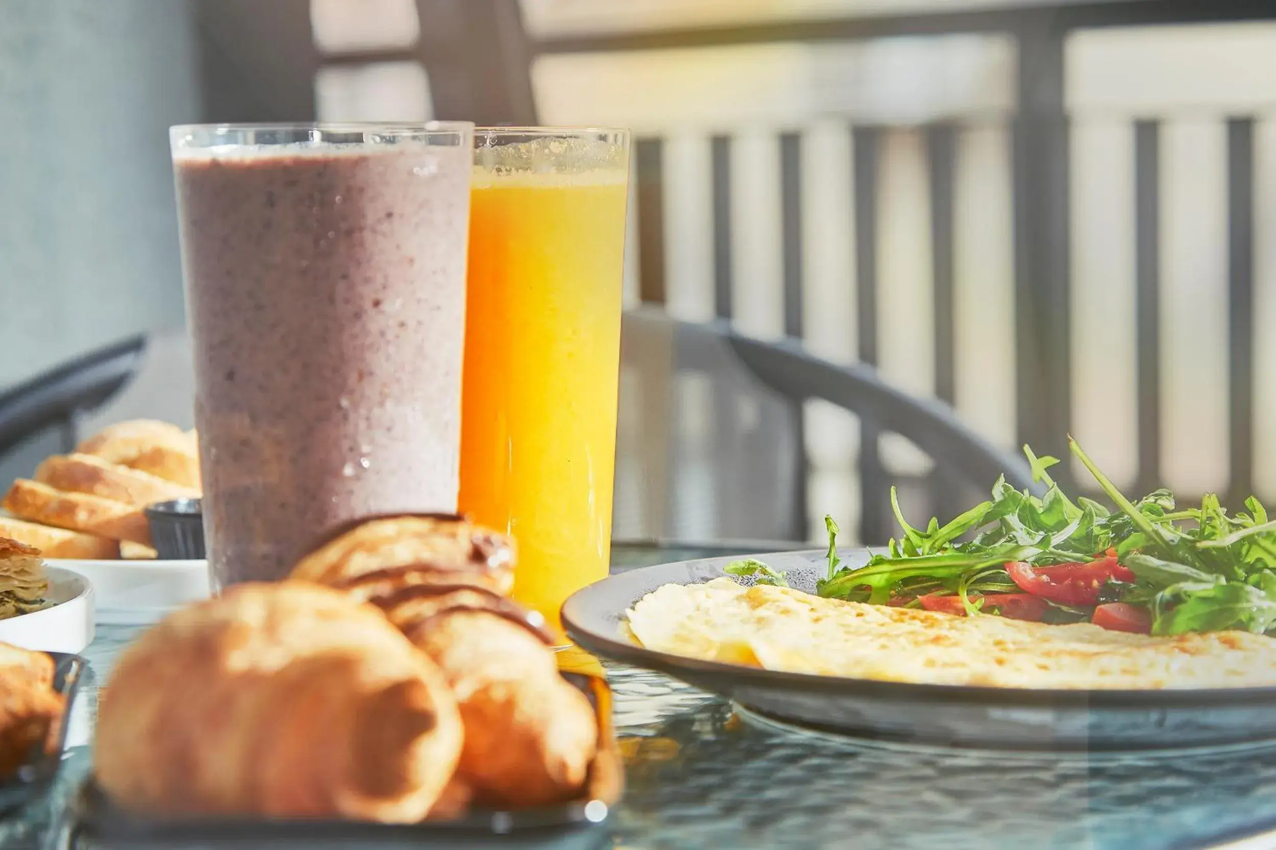 Food and drinks in Mosaikon Food and drinks in Mosaikon