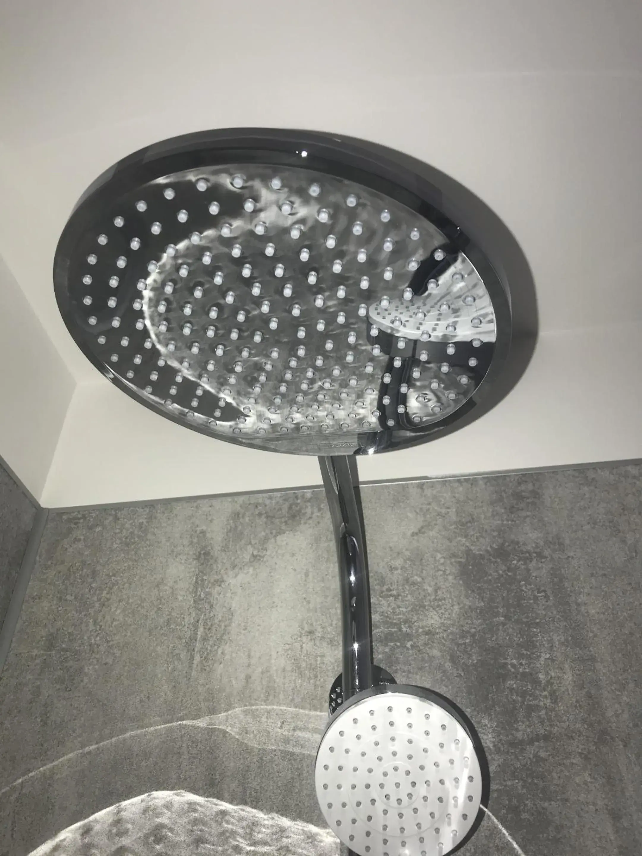 Triple Room with Shower in Rickerby Grange Triple Room with Shower in Rickerby Grange