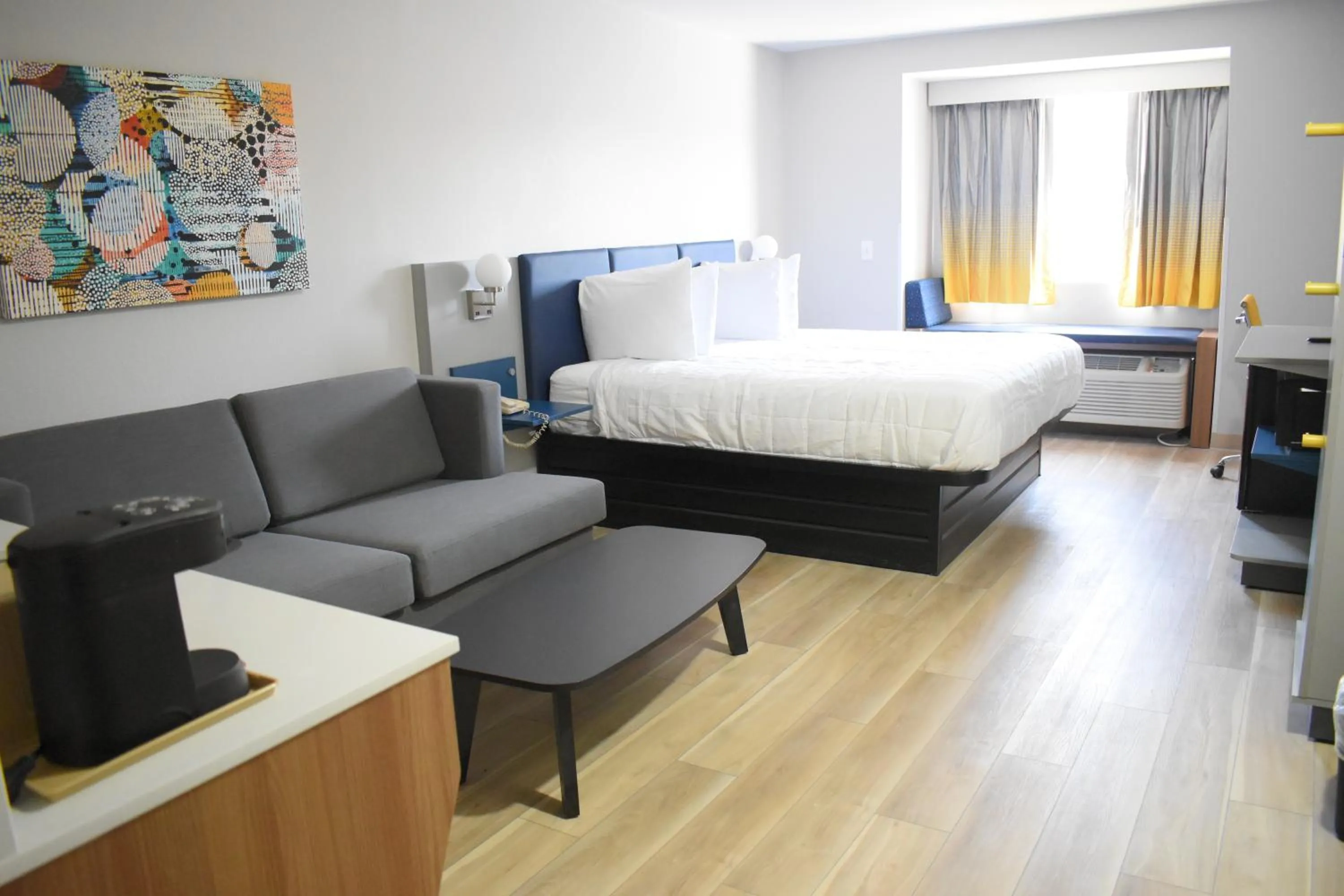 Photo of the whole room, Bed in Microtel Inn & Suites by Wyndham Norcross