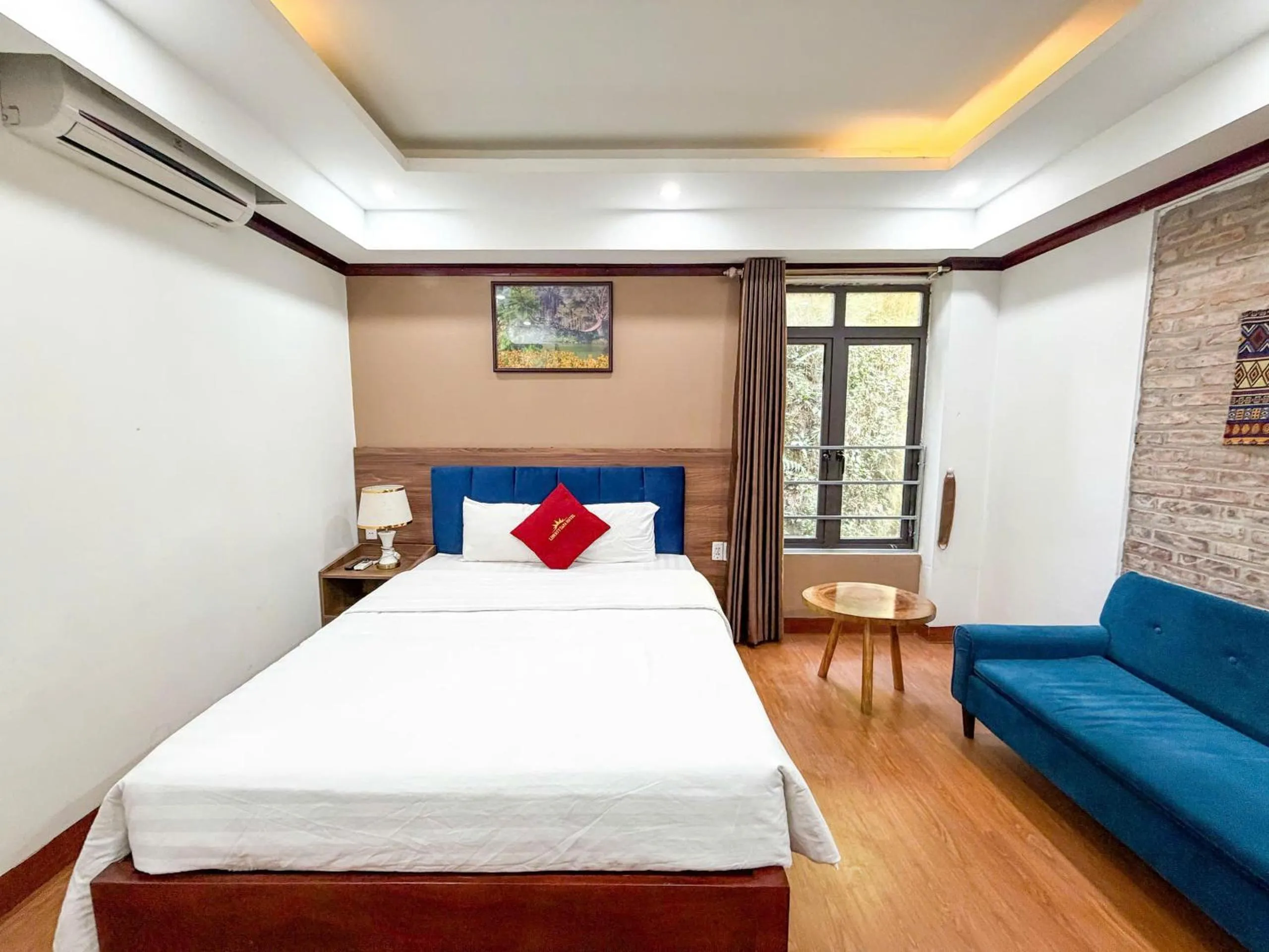 Bedroom, Bed in Liberty Sapa Hotel