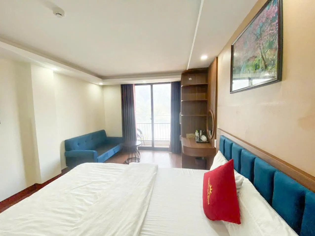 Bedroom, Bed in Liberty Sapa Hotel