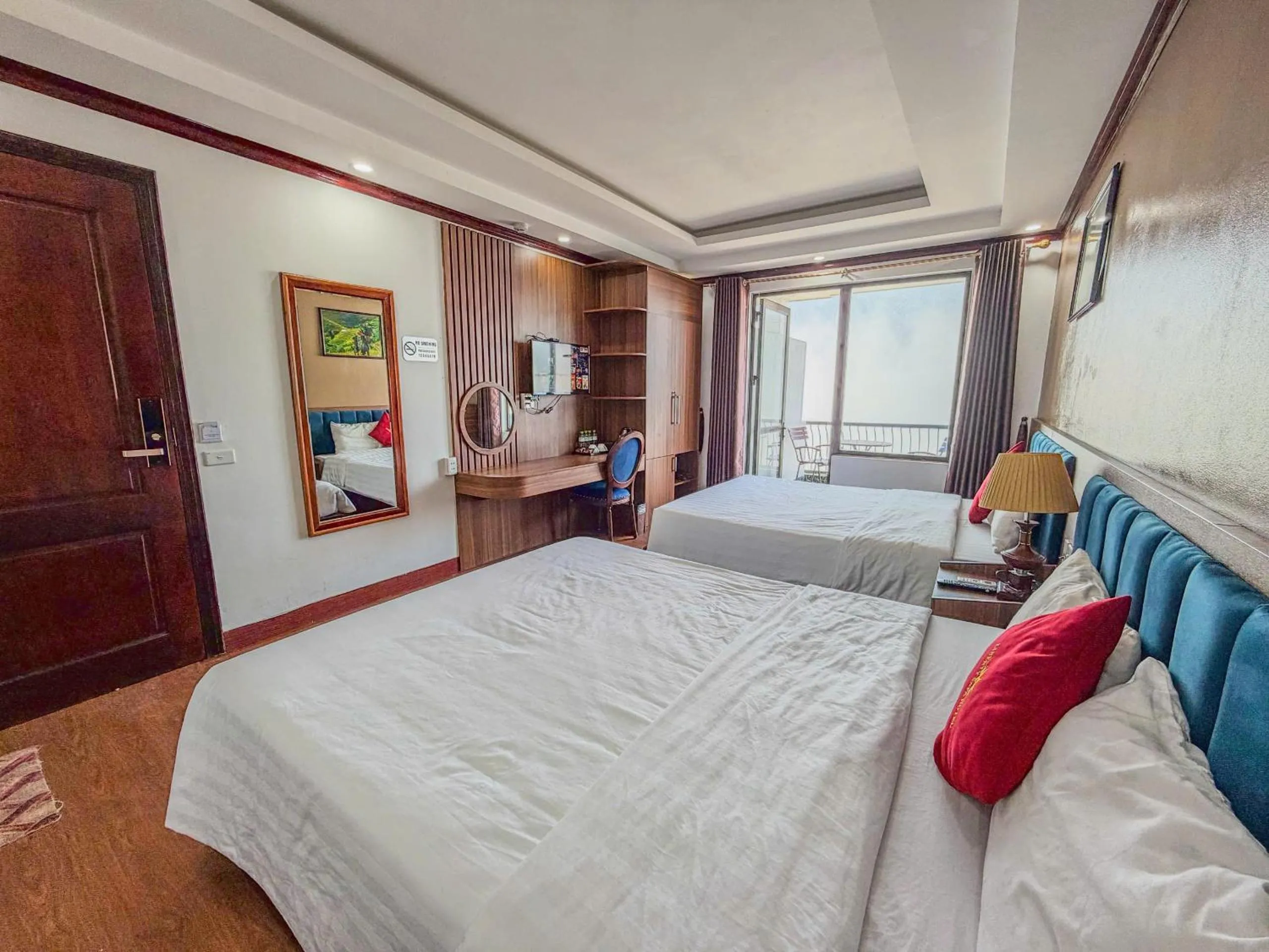 Bedroom, Bed in Liberty Sapa Hotel