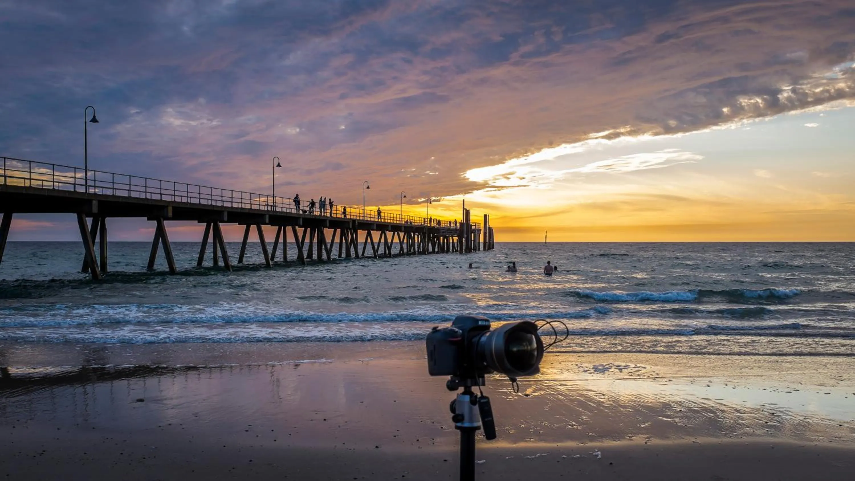 Beach in Norfolk Motor Inn