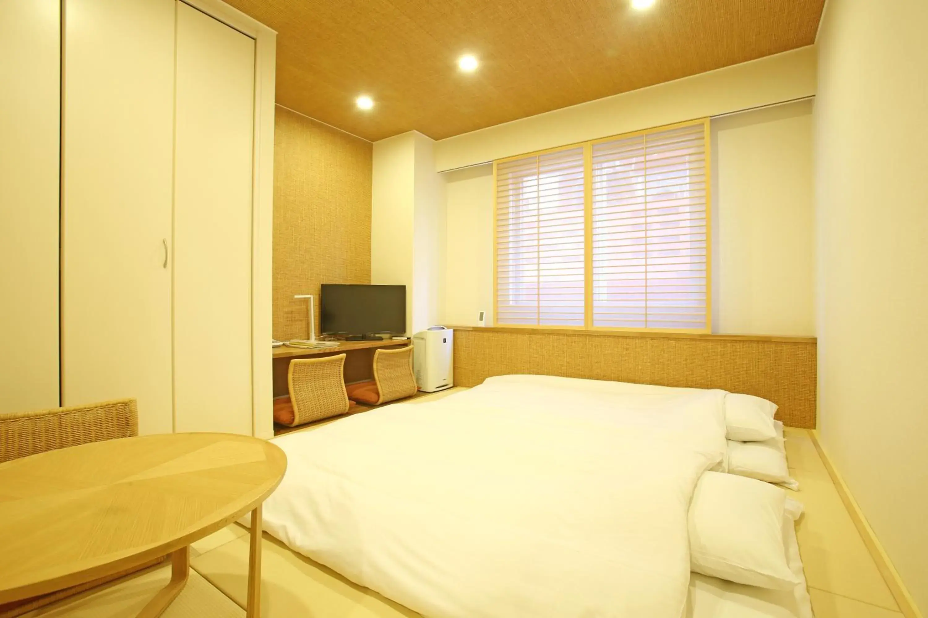 Photo of the whole room, Bed in Ishigakijima Hotel Cucule Photo of the whole room, Bed in Ishigakijima Hotel Cucule
