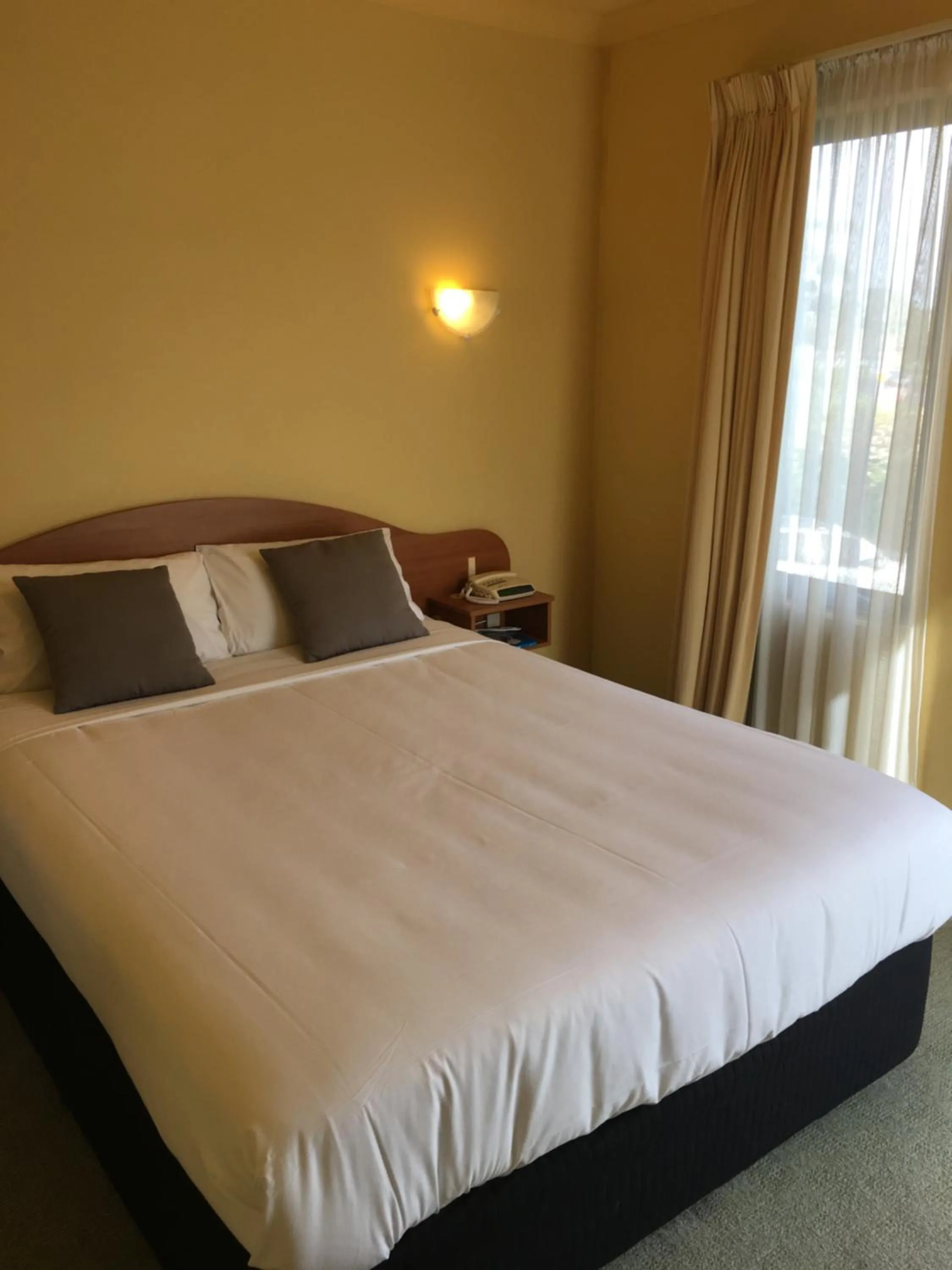 Bedroom in Hopkins House Motel and Apartments