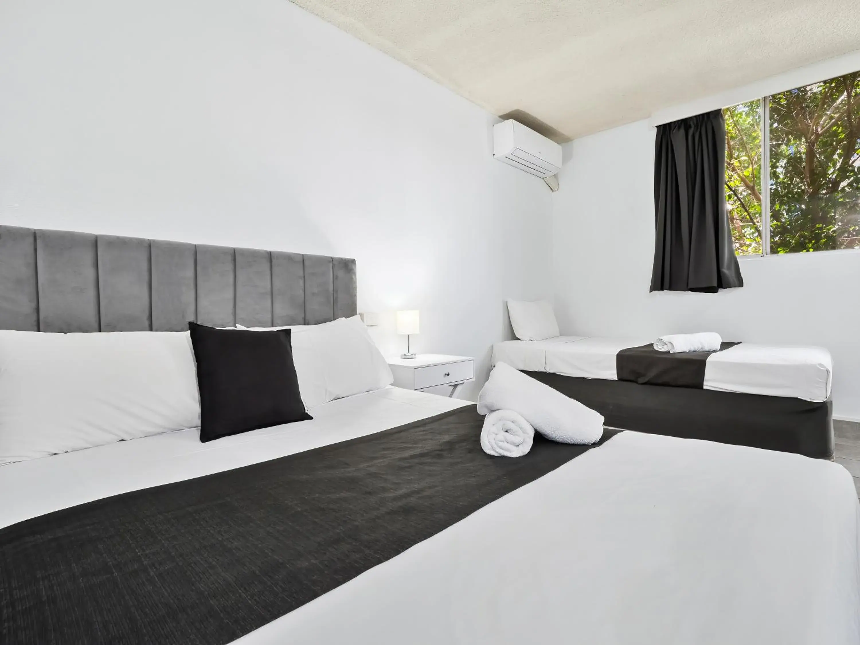 Bed in The Robert Towns Bed in The Robert Towns