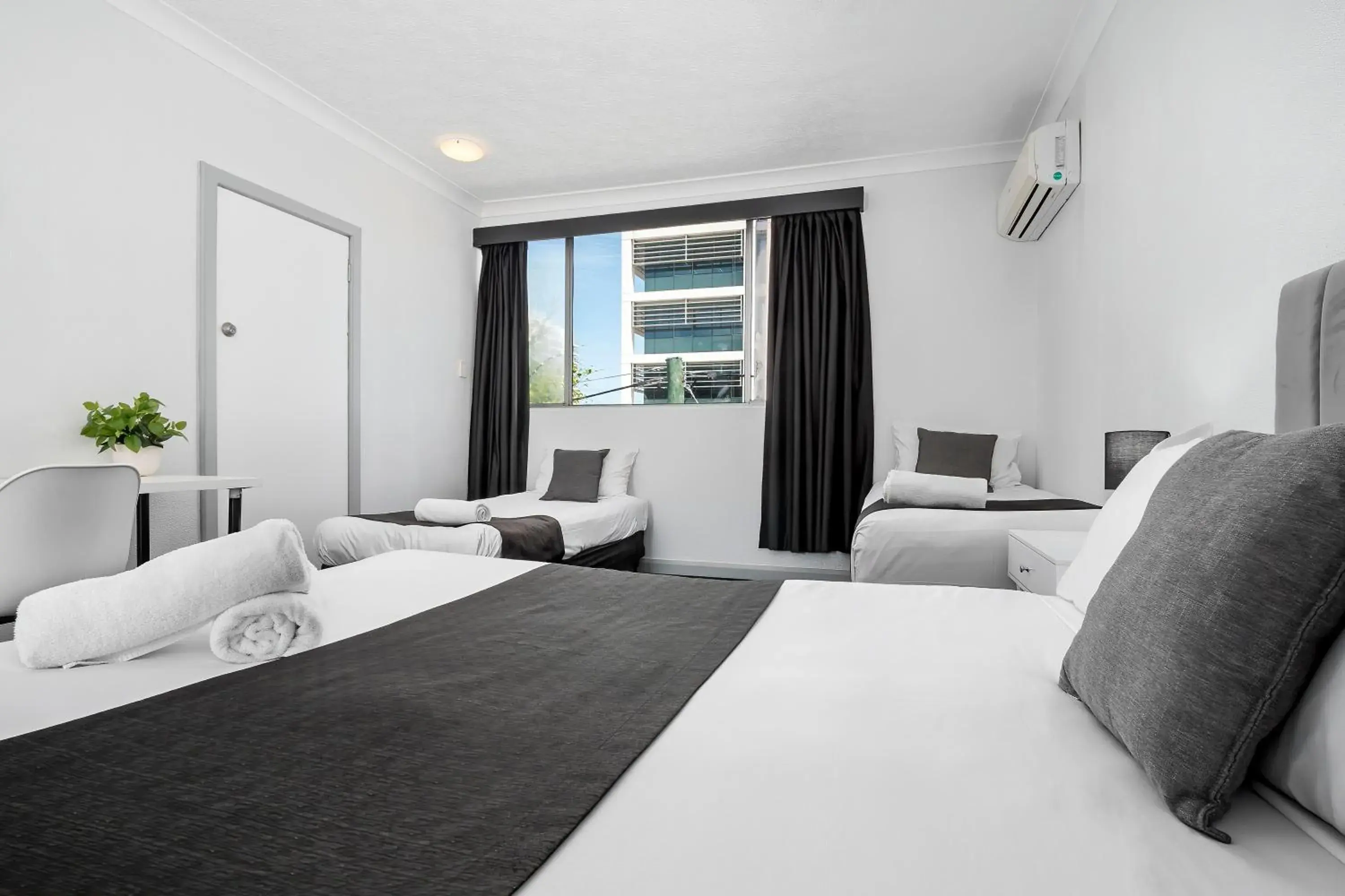 Bed in The Robert Towns Bed in The Robert Towns