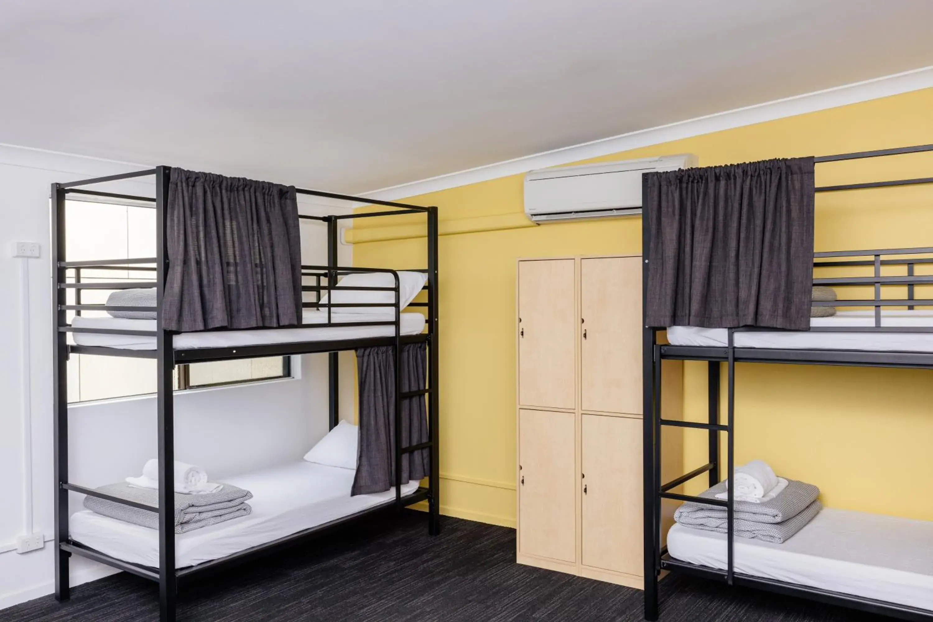 Bedroom, Bed in YHA Byron Bay Bedroom, Bed in YHA Byron Bay