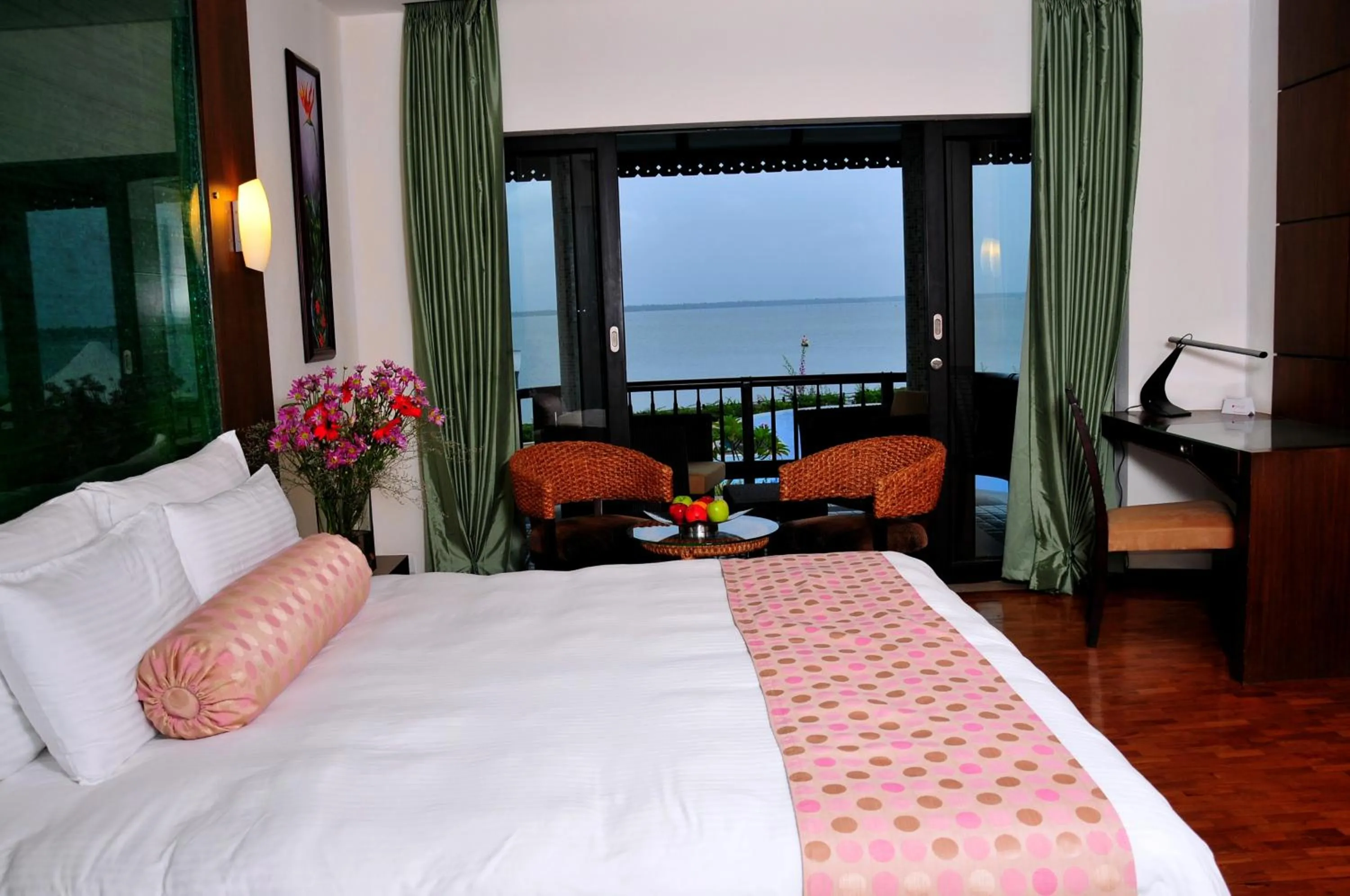 Bedroom, Bed in Ramada Resort by Wyndham Kochi