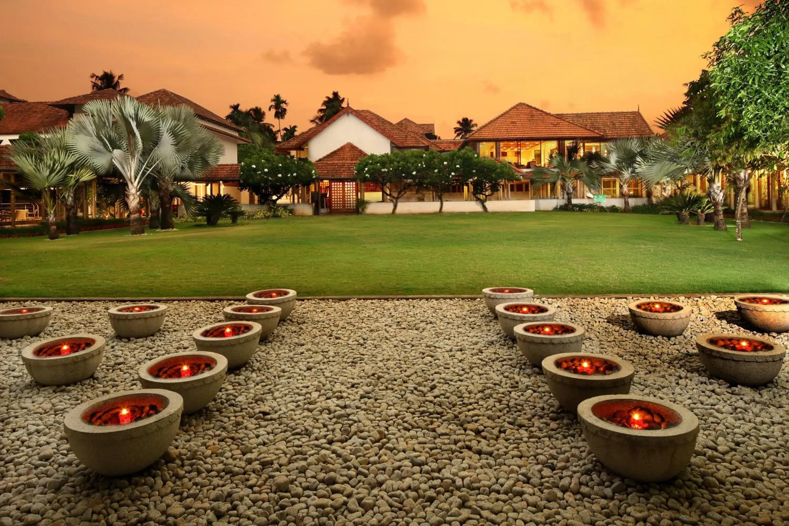 Facade/entrance in Ramada Resort by Wyndham Kochi Facade/entrance in Ramada Resort by Wyndham Kochi