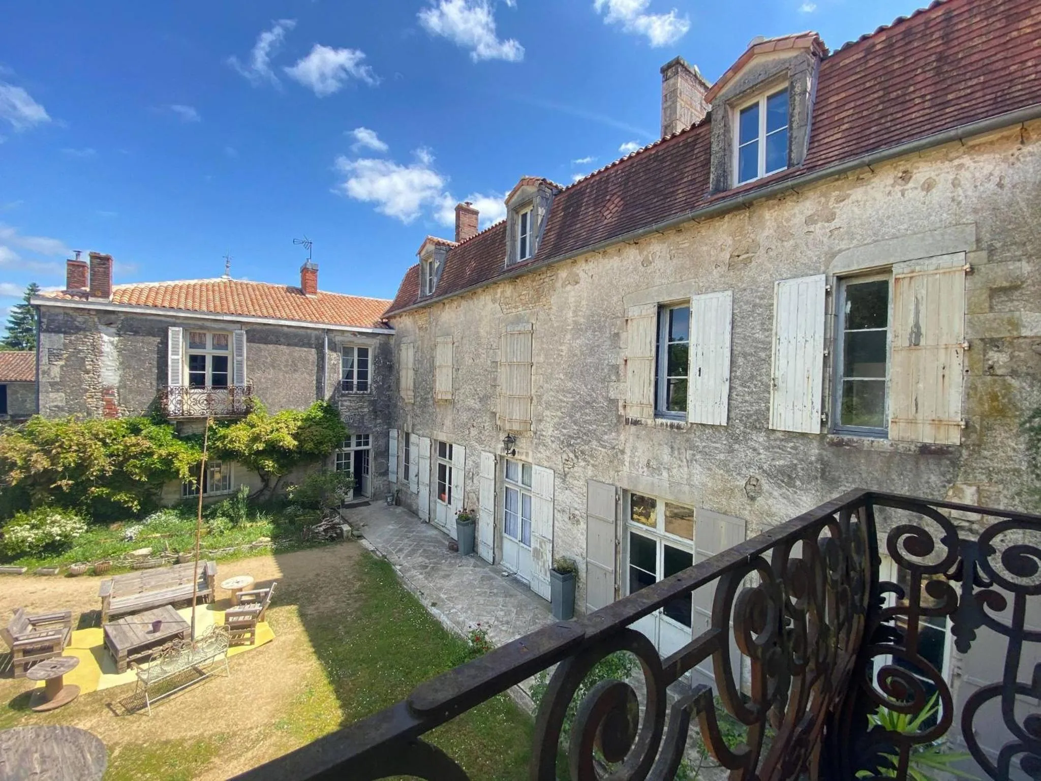 Balcony/Terrace in Eco Logis de Chantegrolle