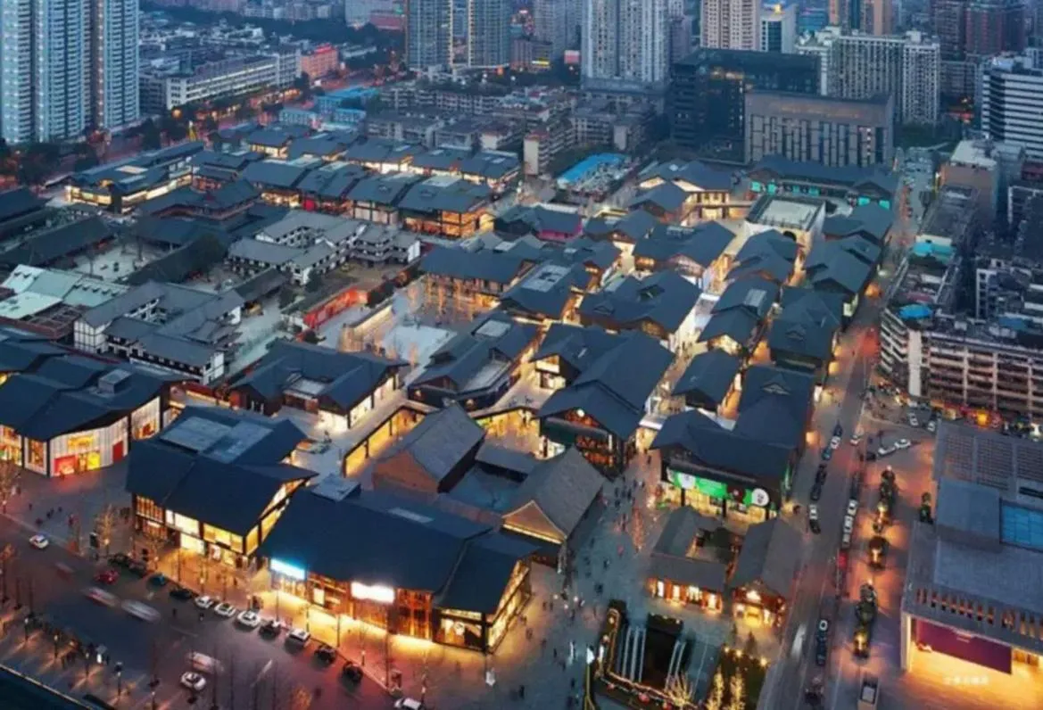 Nearby landmark in Holiday Inn Express Chengdu Gulou