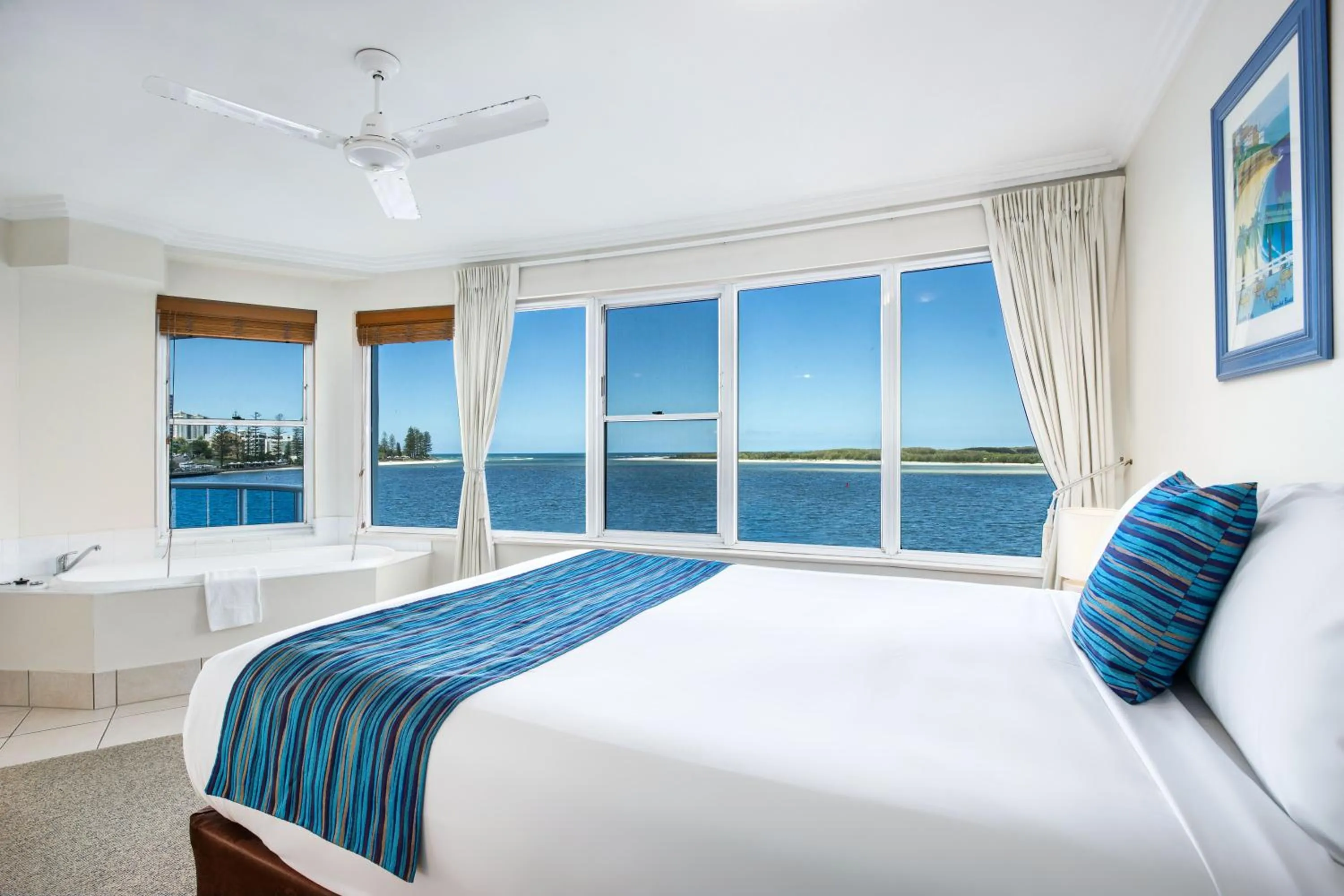 Bedroom, Bed in Watermark Resort Caloundra