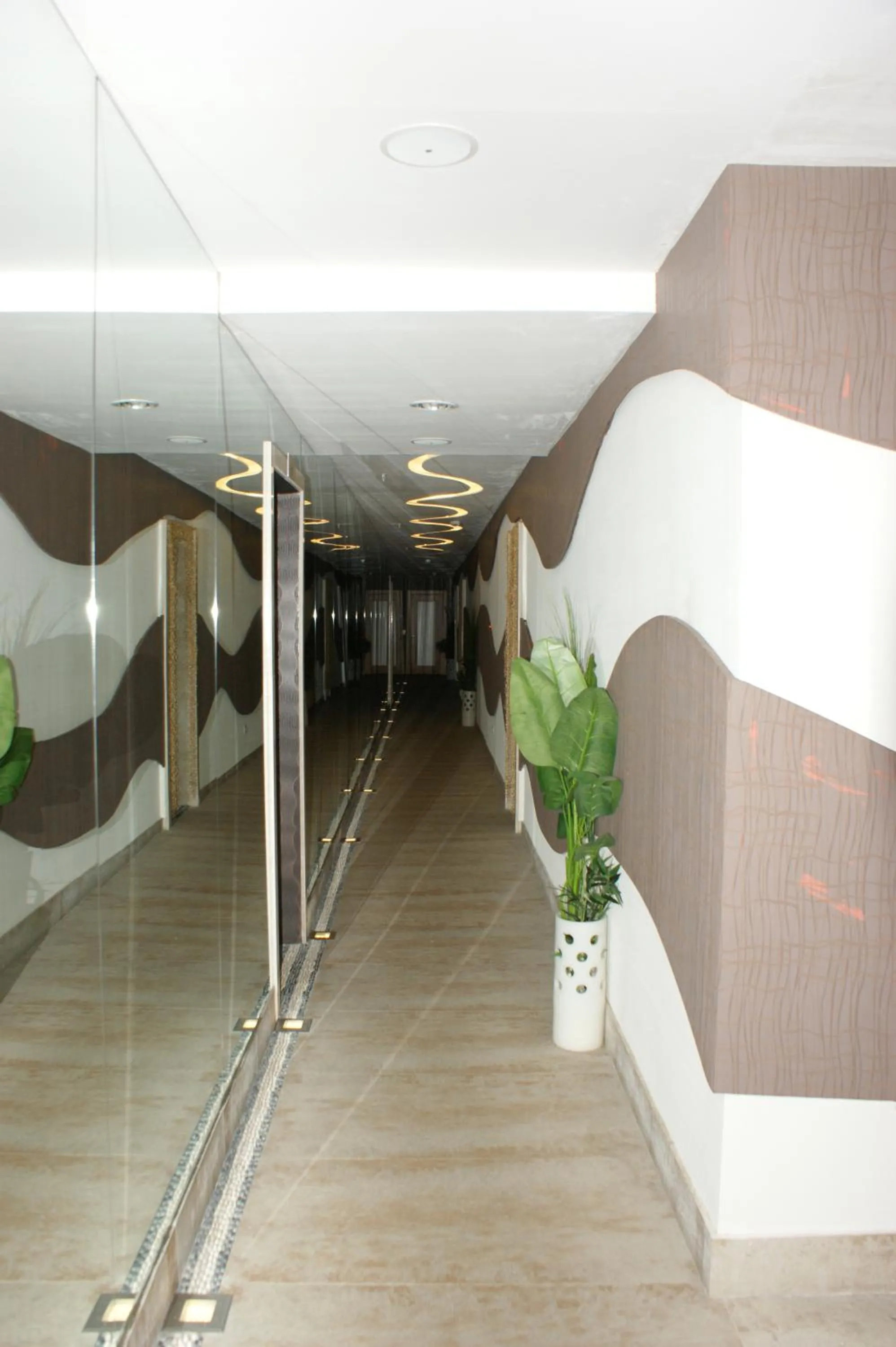 Patio in Grand Nur Plaza Hotel