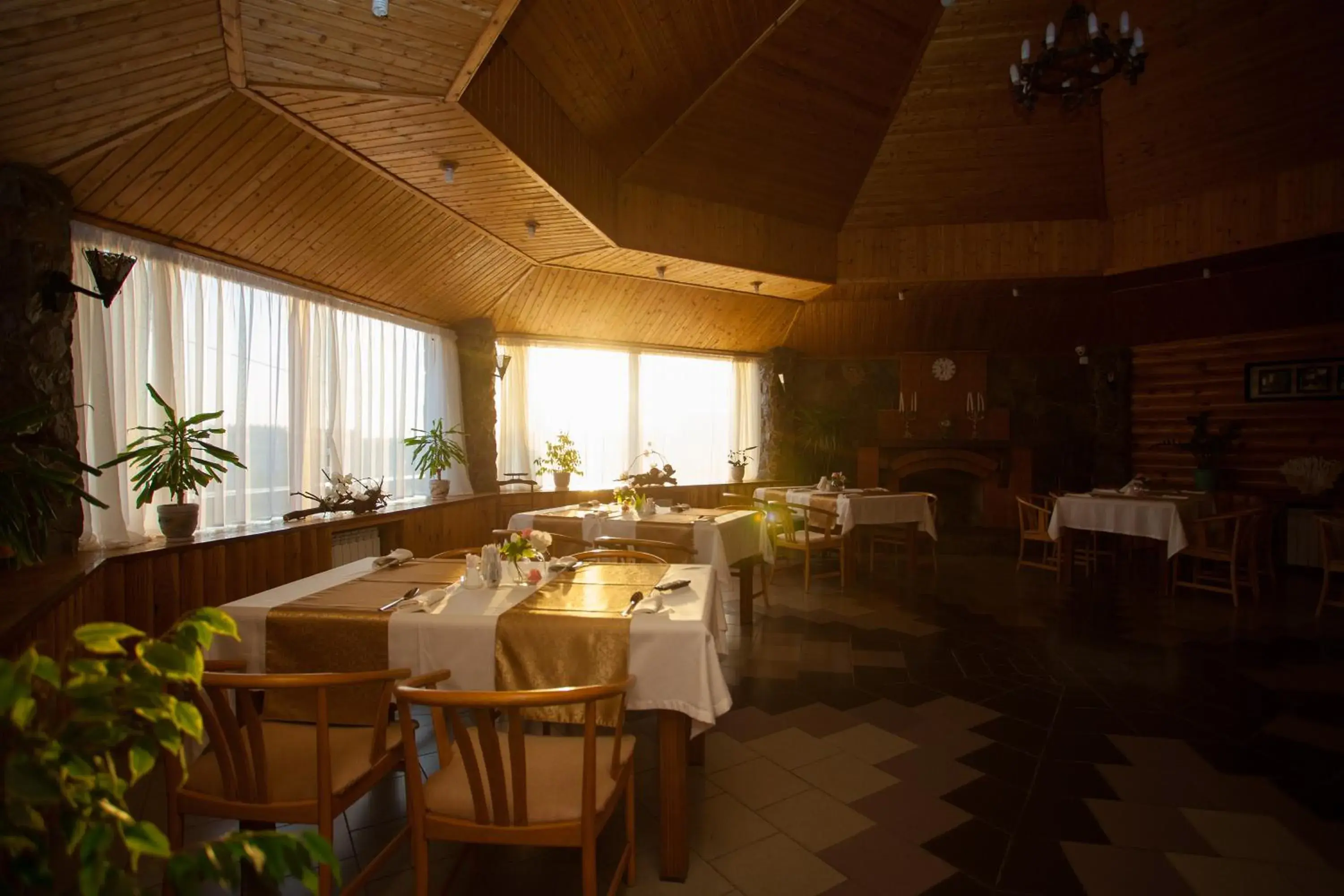 Restaurant/places to eat in Rahat Hotel Restaurant/places to eat in Rahat Hotel