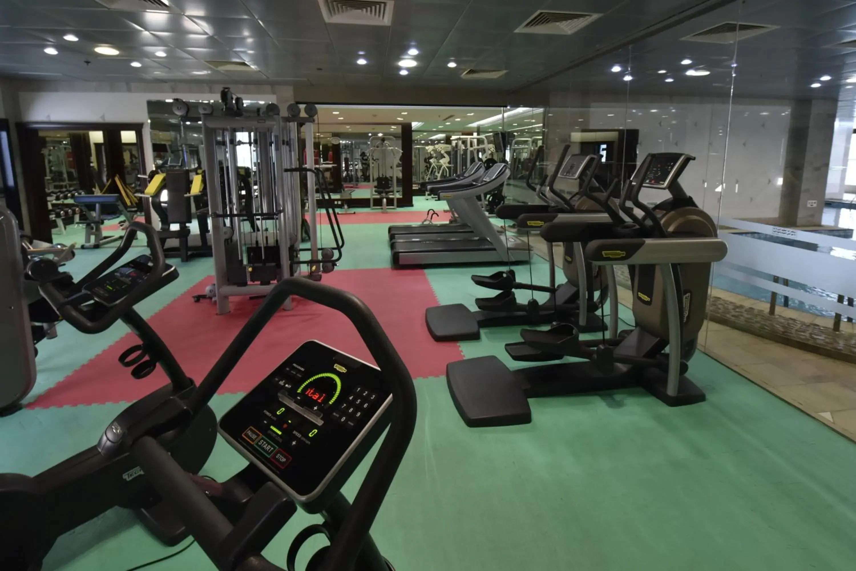 Fitness centre/facilities in Awaliv Hotel Fitness centre/facilities in Awaliv Hotel