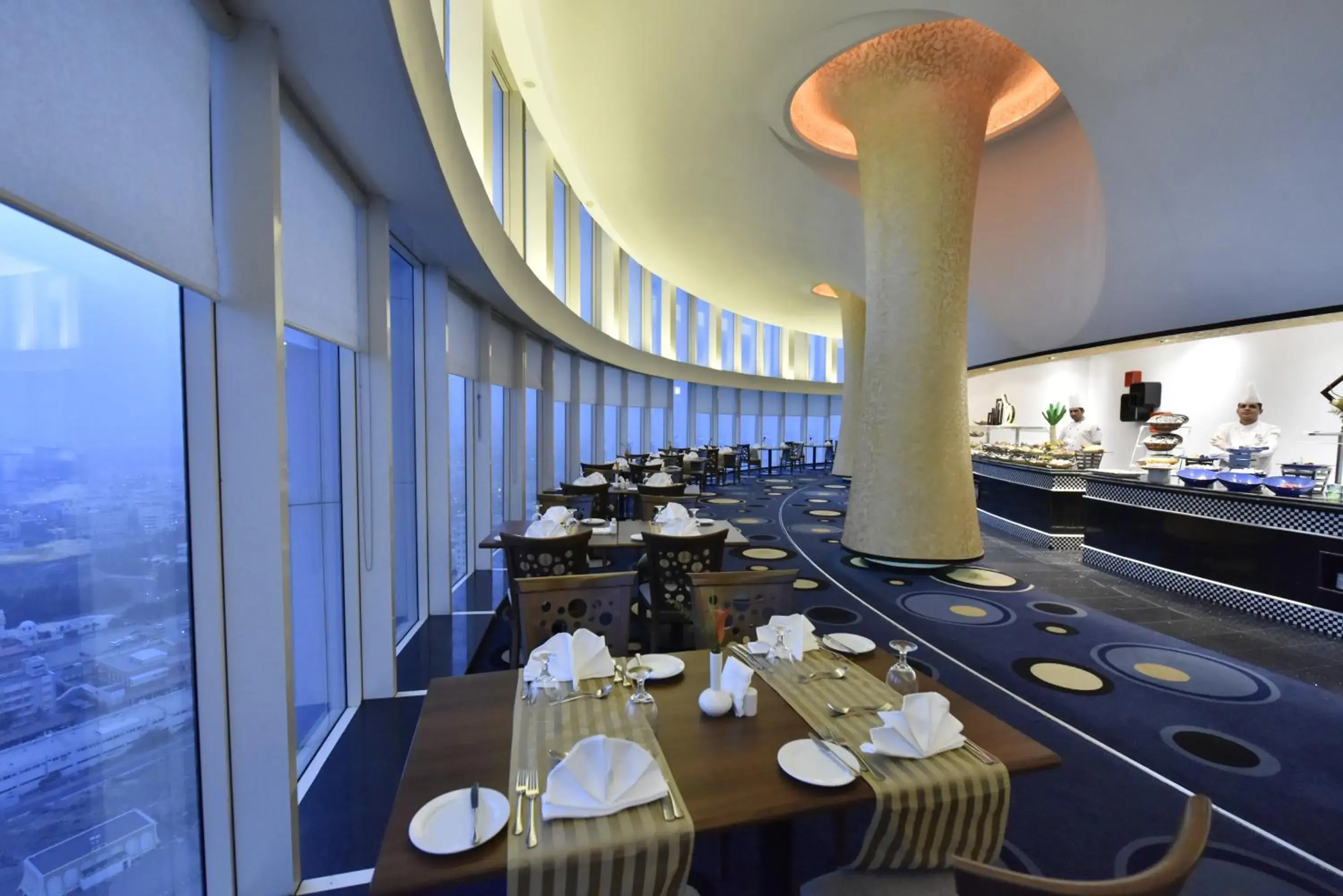 Restaurant/places to eat in Awaliv Hotel Restaurant/places to eat in Awaliv Hotel