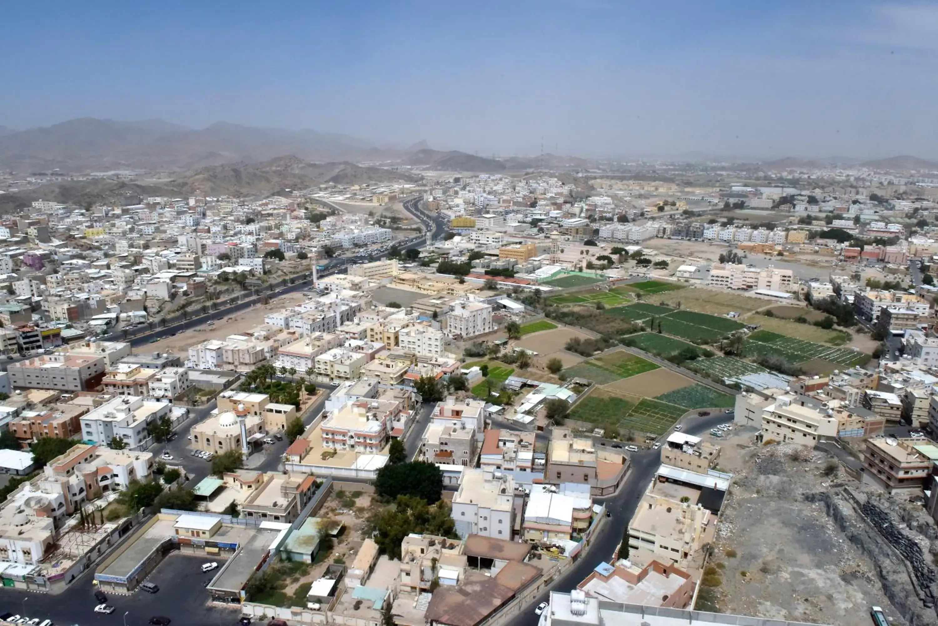 City view in Awaliv Hotel City view in Awaliv Hotel