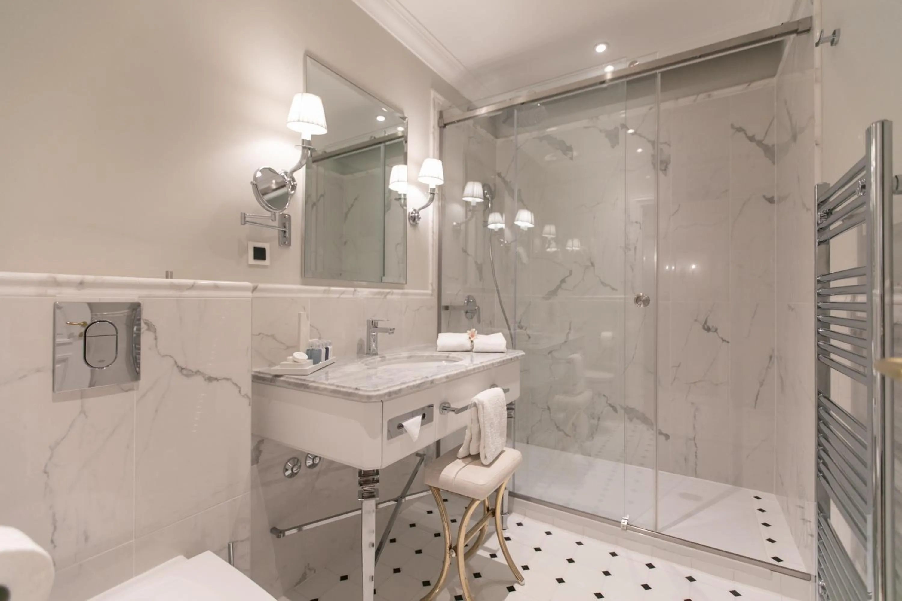 Shower in Amadria Park Hotel Sveti Jakov