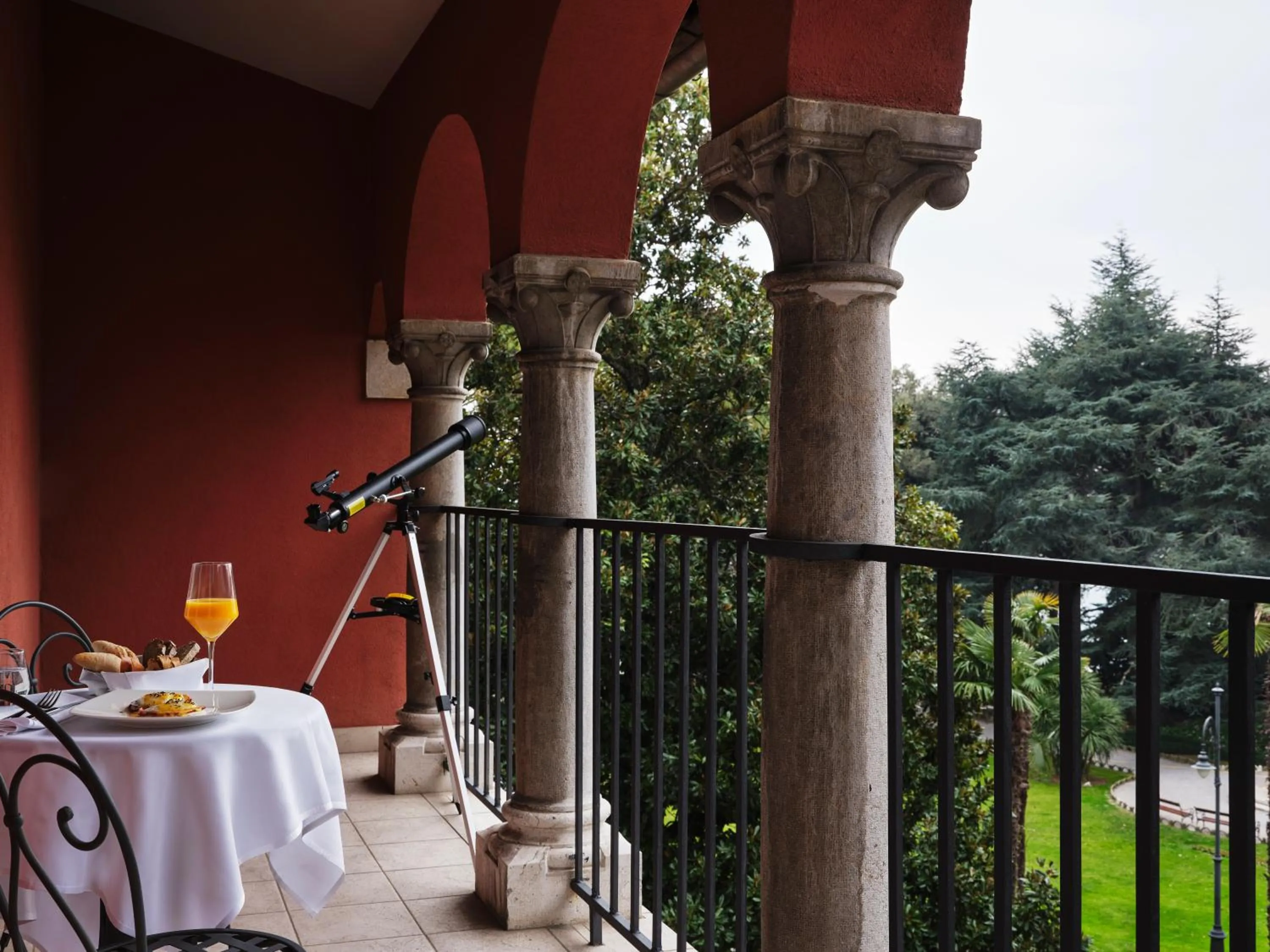 room service in Amadria Park Hotel Sveti Jakov