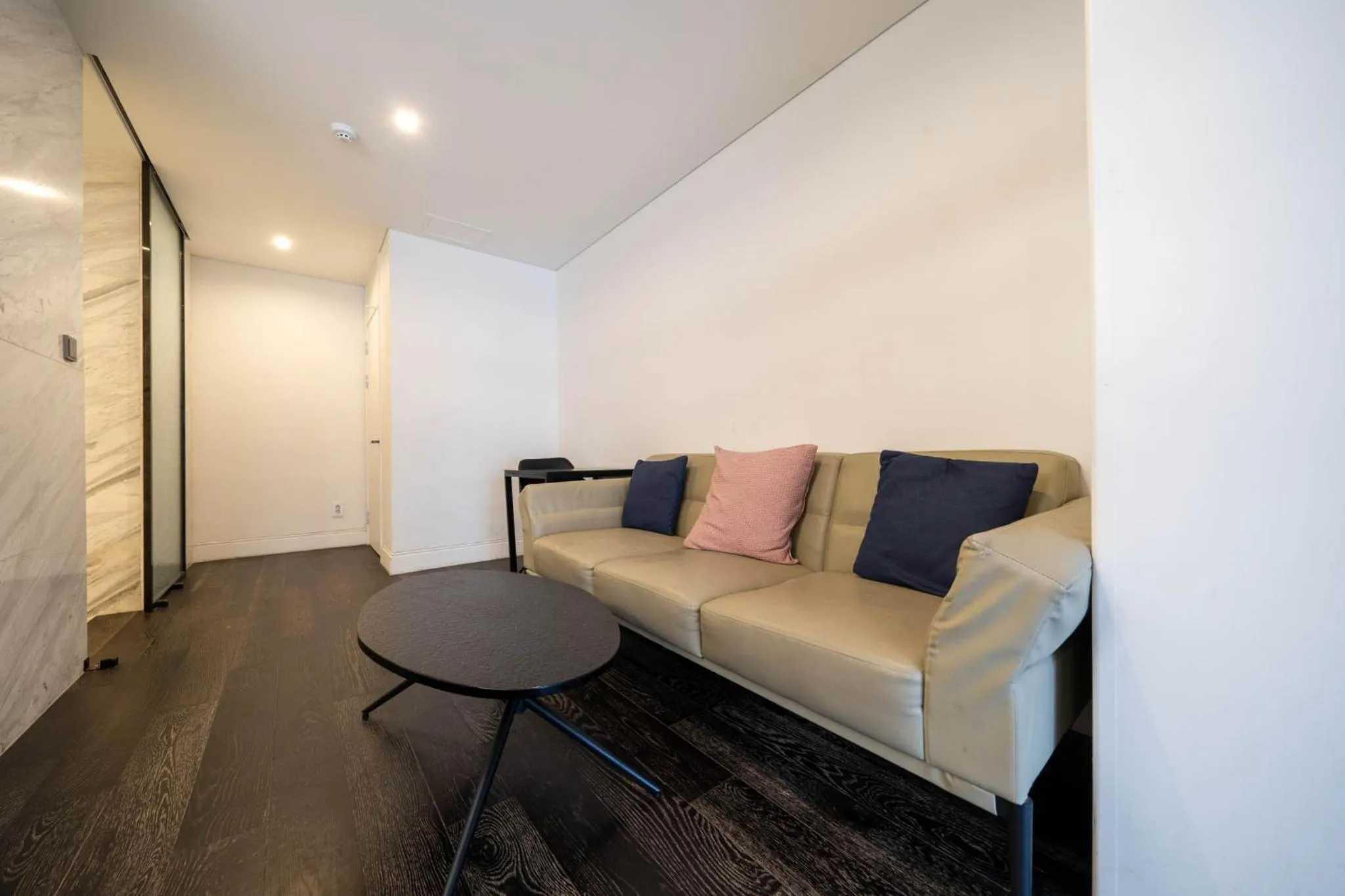 Living room in Amare Hotel Jongno