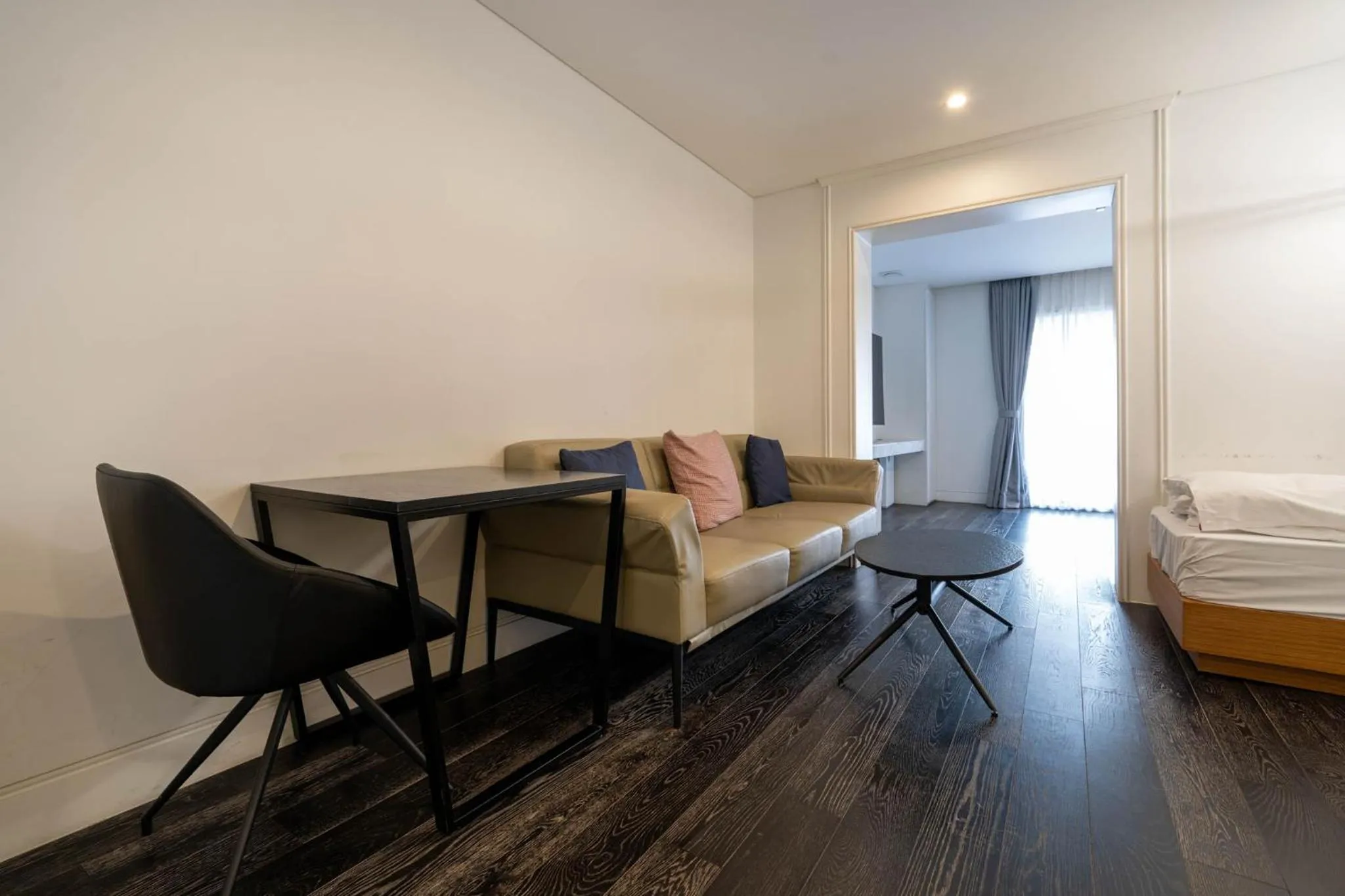 Living room, Bed in Amare Hotel Jongno