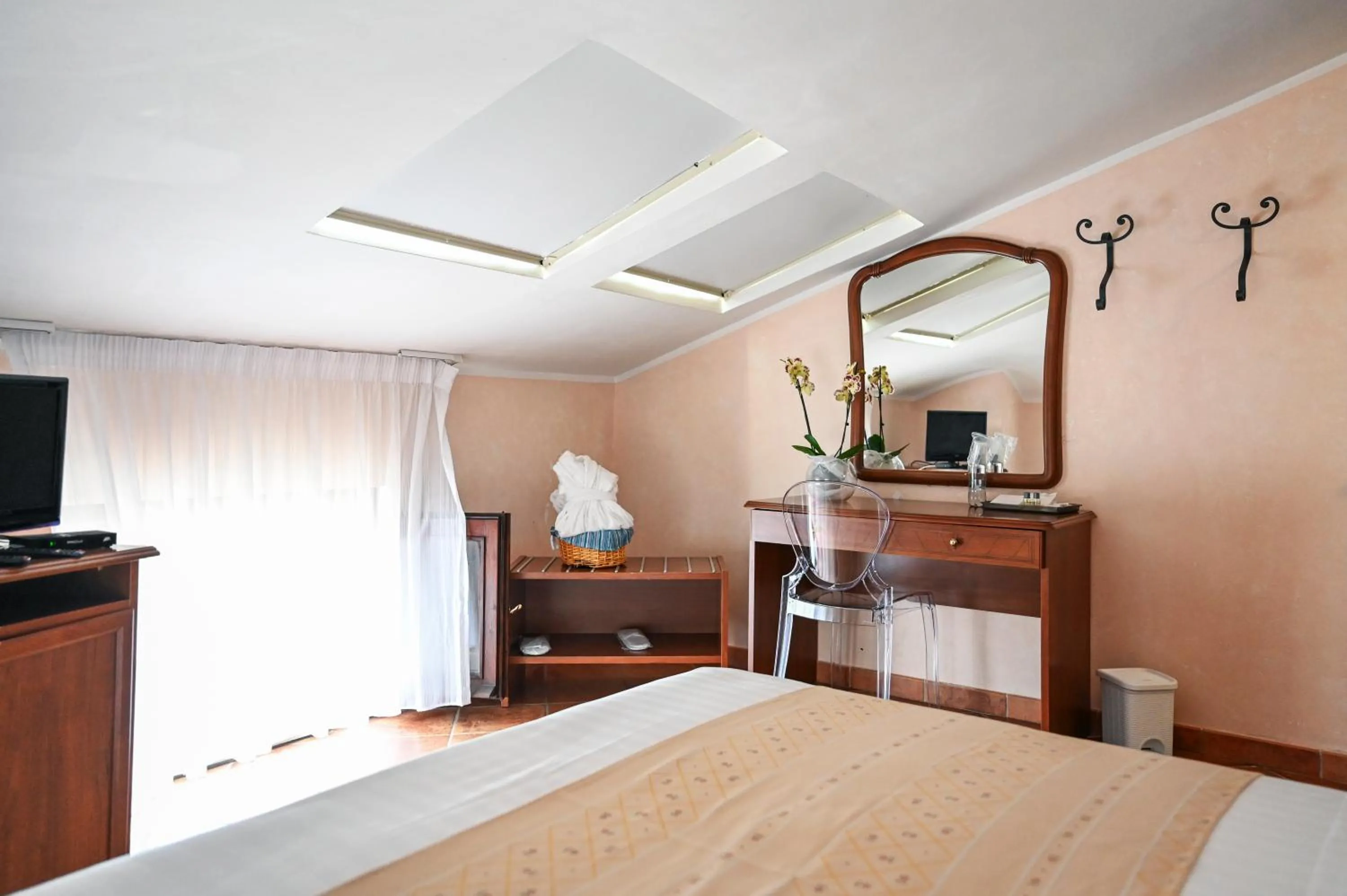 Bed in Hotel Palazzo Krataiis