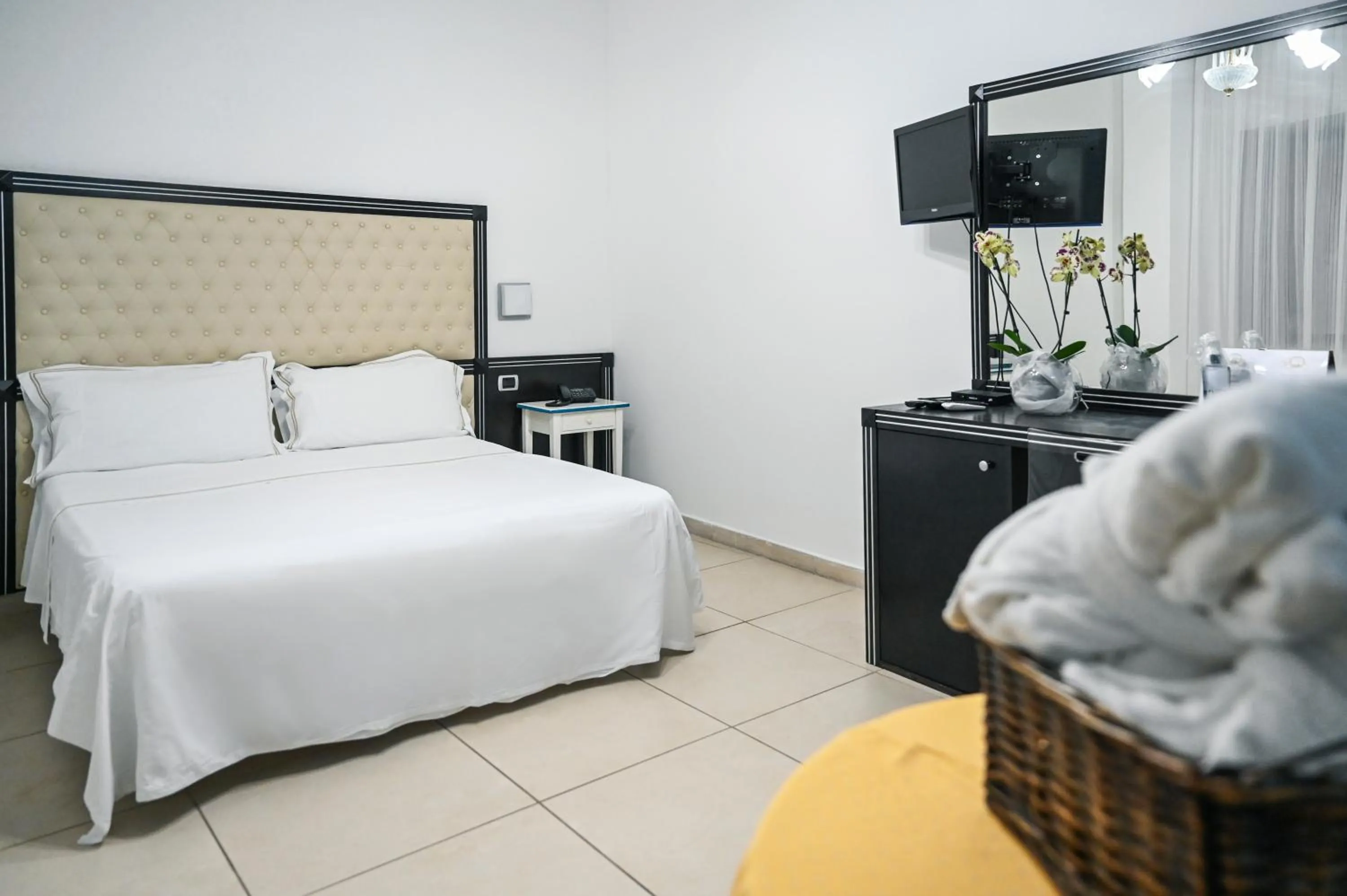 Bed in Hotel Palazzo Krataiis