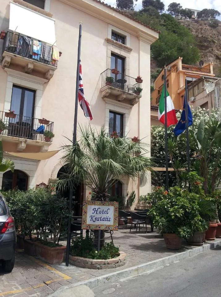 Property building in Hotel Palazzo Krataiis