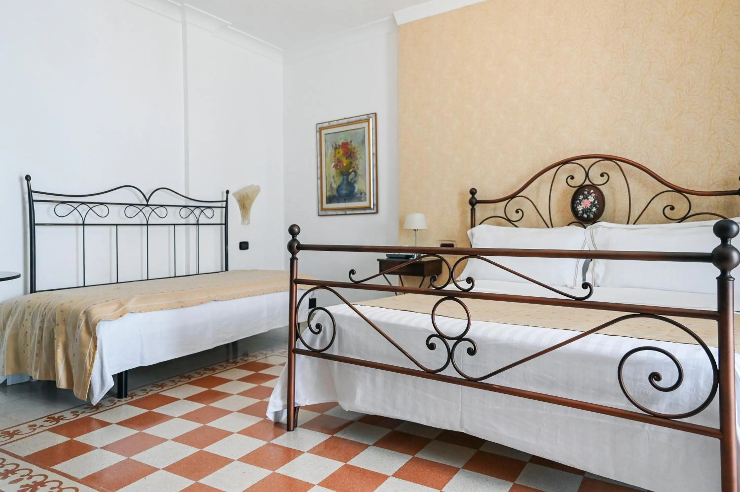 Bed in Hotel Palazzo Krataiis