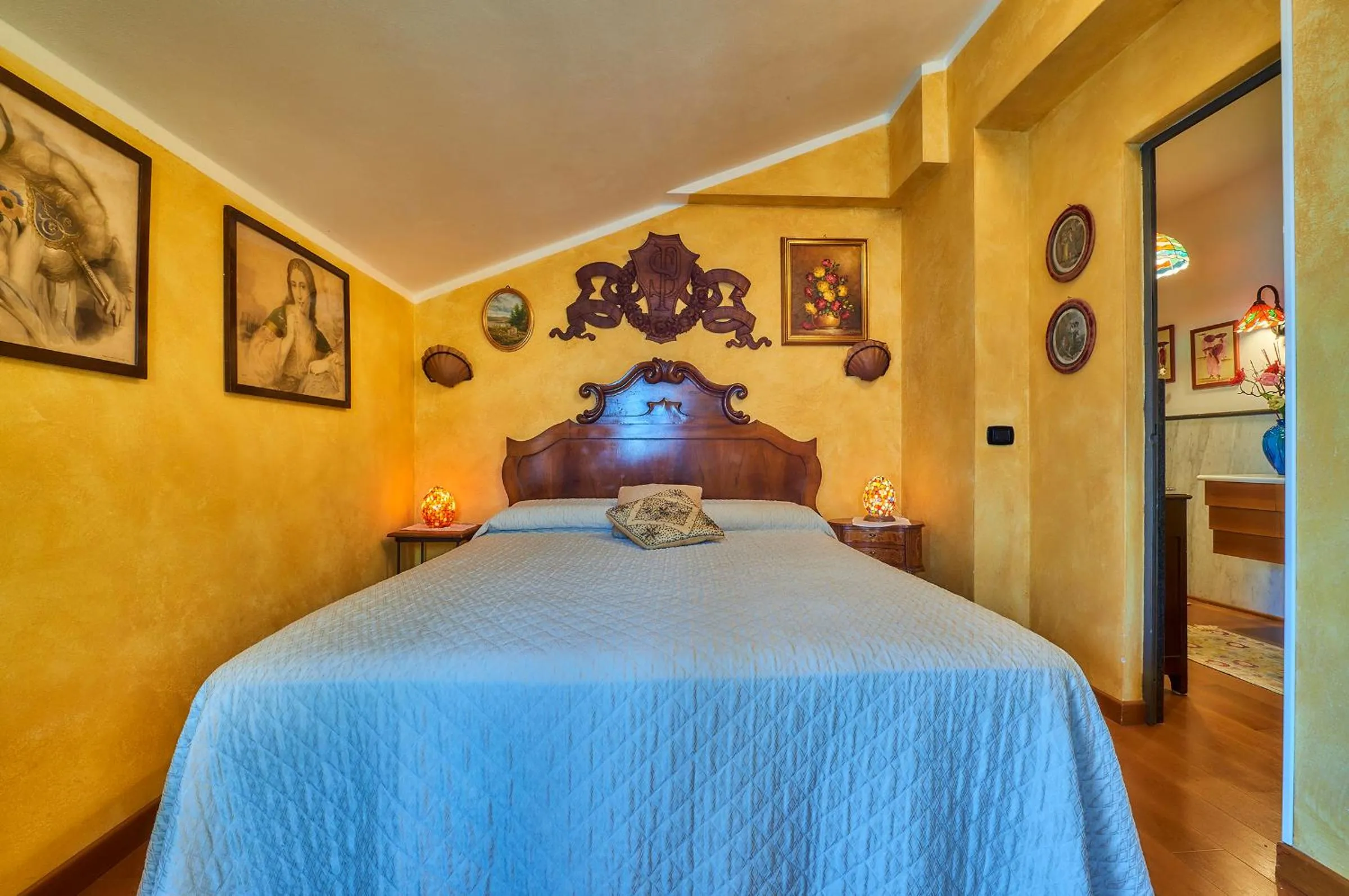 Bed in B&B - FORESTERIA - Frontelago Lake Como