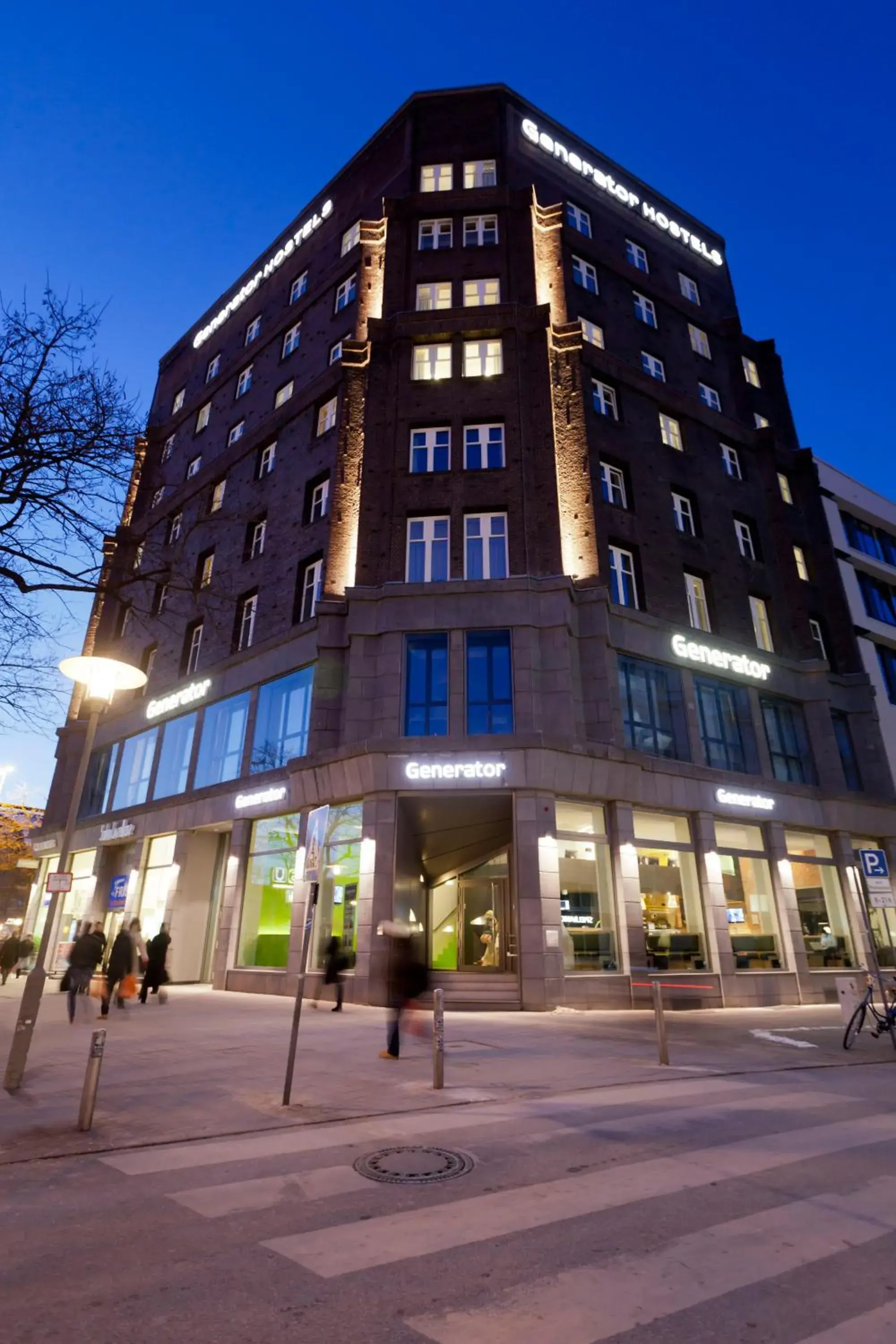 Facade/entrance in Generator Hamburg Facade/entrance in Generator Hamburg