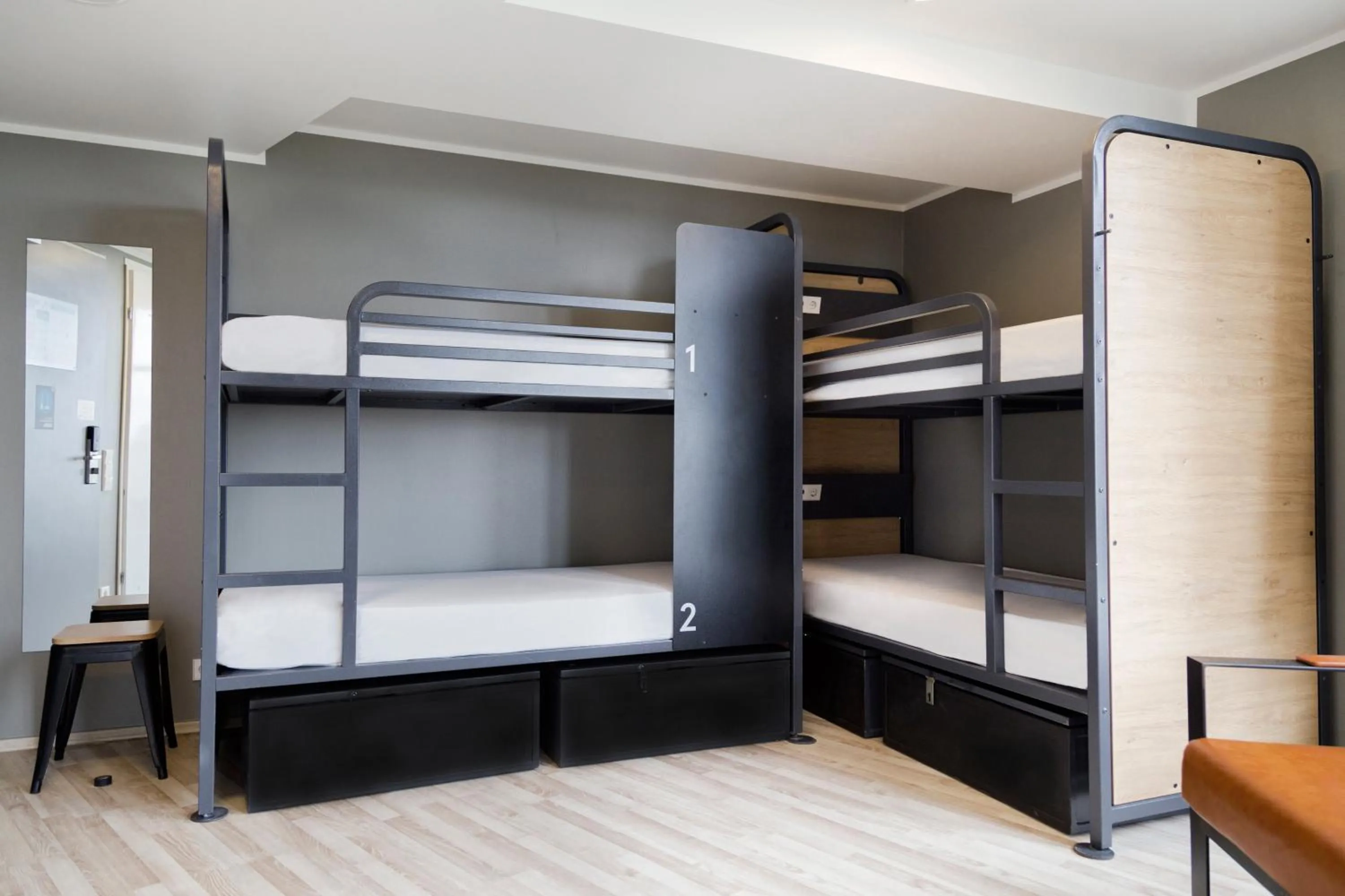 bunk bed, Bed in Generator Hamburg