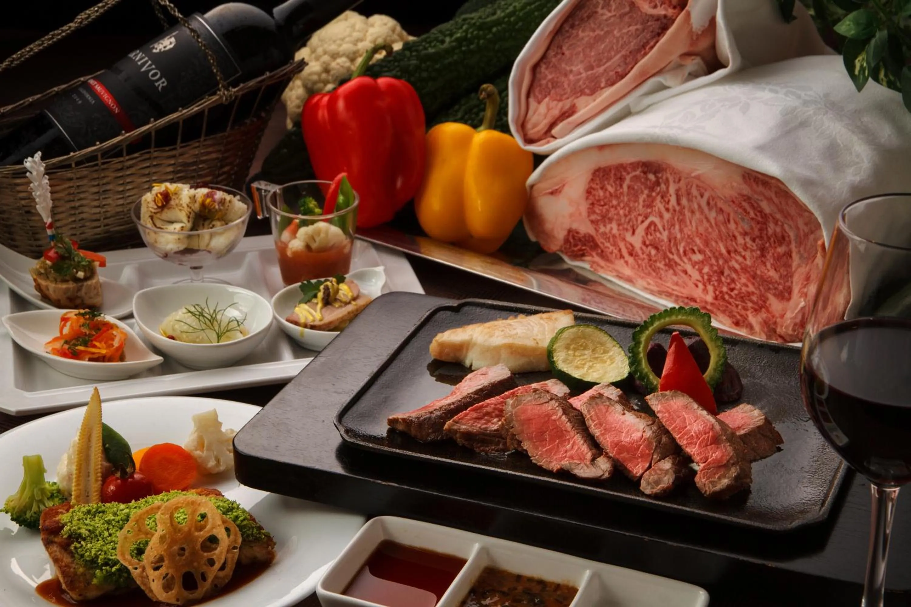 Food and drinks in GRANDVRIORESORT ISHIGAKIJIMA Ocean's Wing & Villa Garden